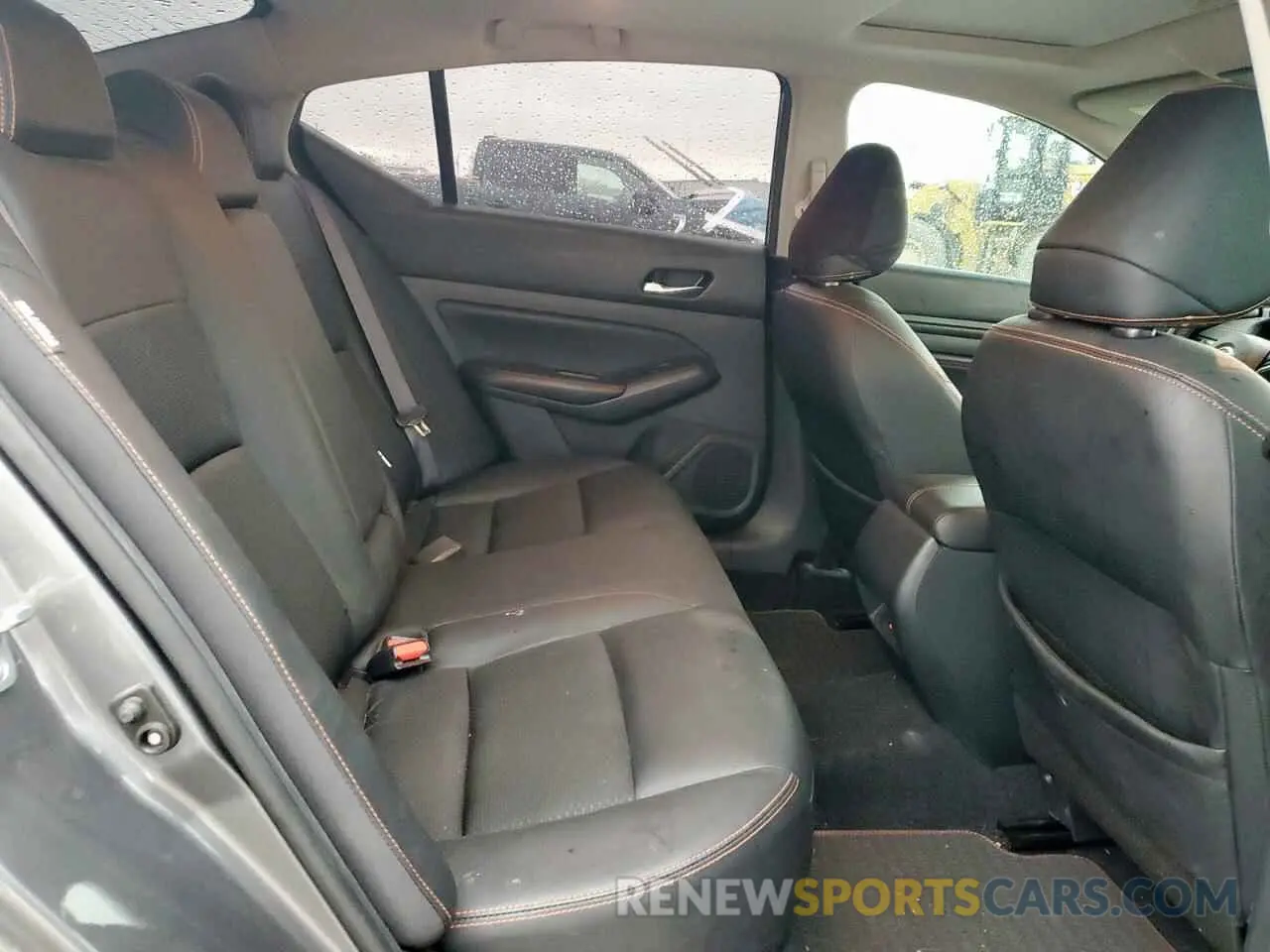 10 Photograph of a damaged car 1N4BL4CV4LC136302 NISSAN ALTIMA 2020