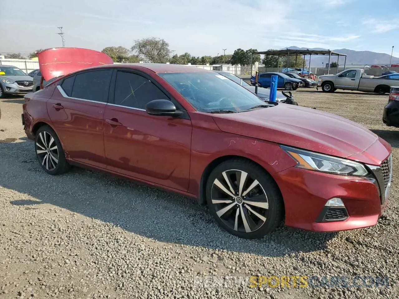 4 Photograph of a damaged car 1N4BL4CV4LC184625 NISSAN ALTIMA 2020