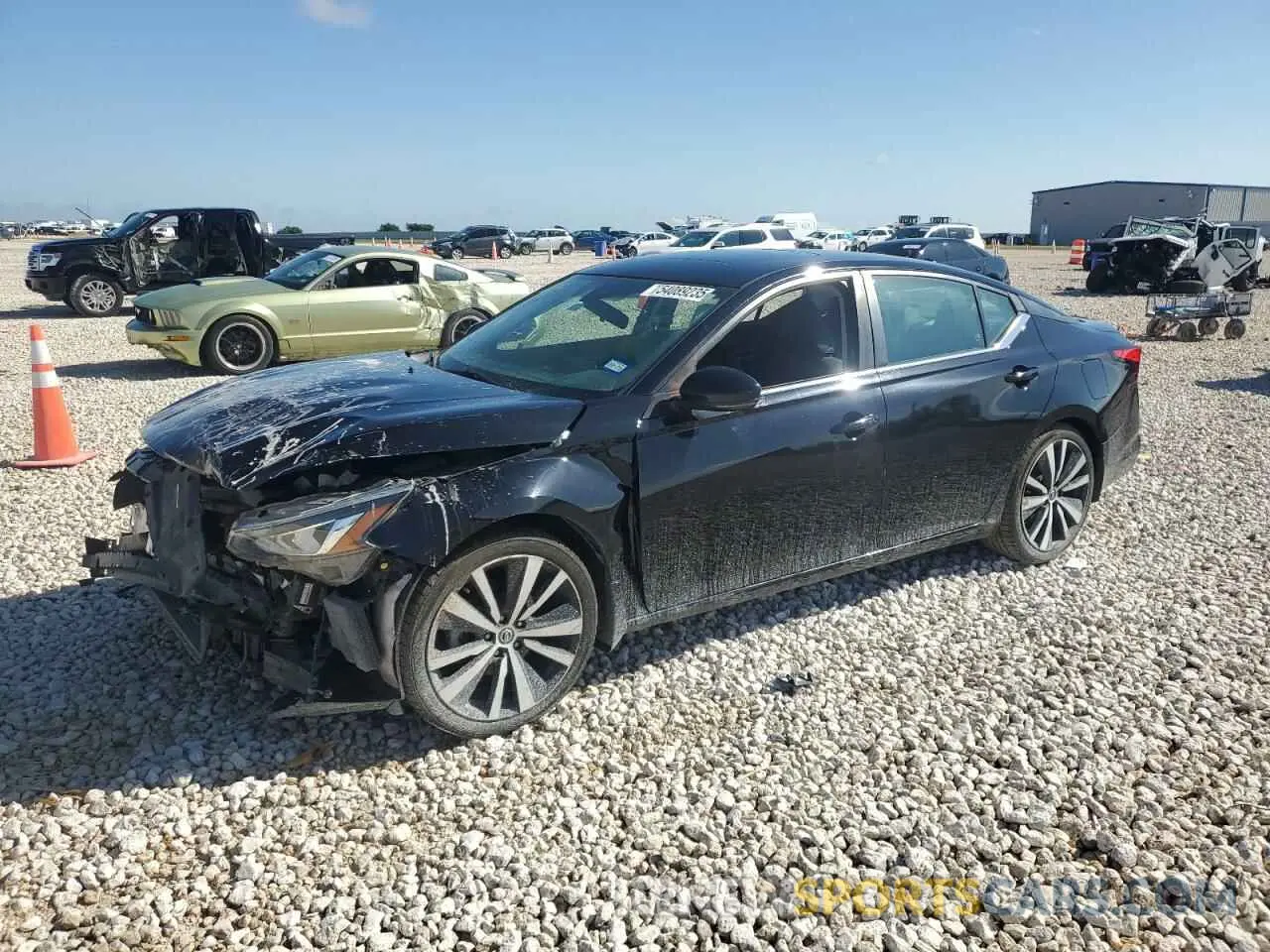 1 Photograph of a damaged car 1N4BL4CV4LC258464 NISSAN ALTIMA 2020