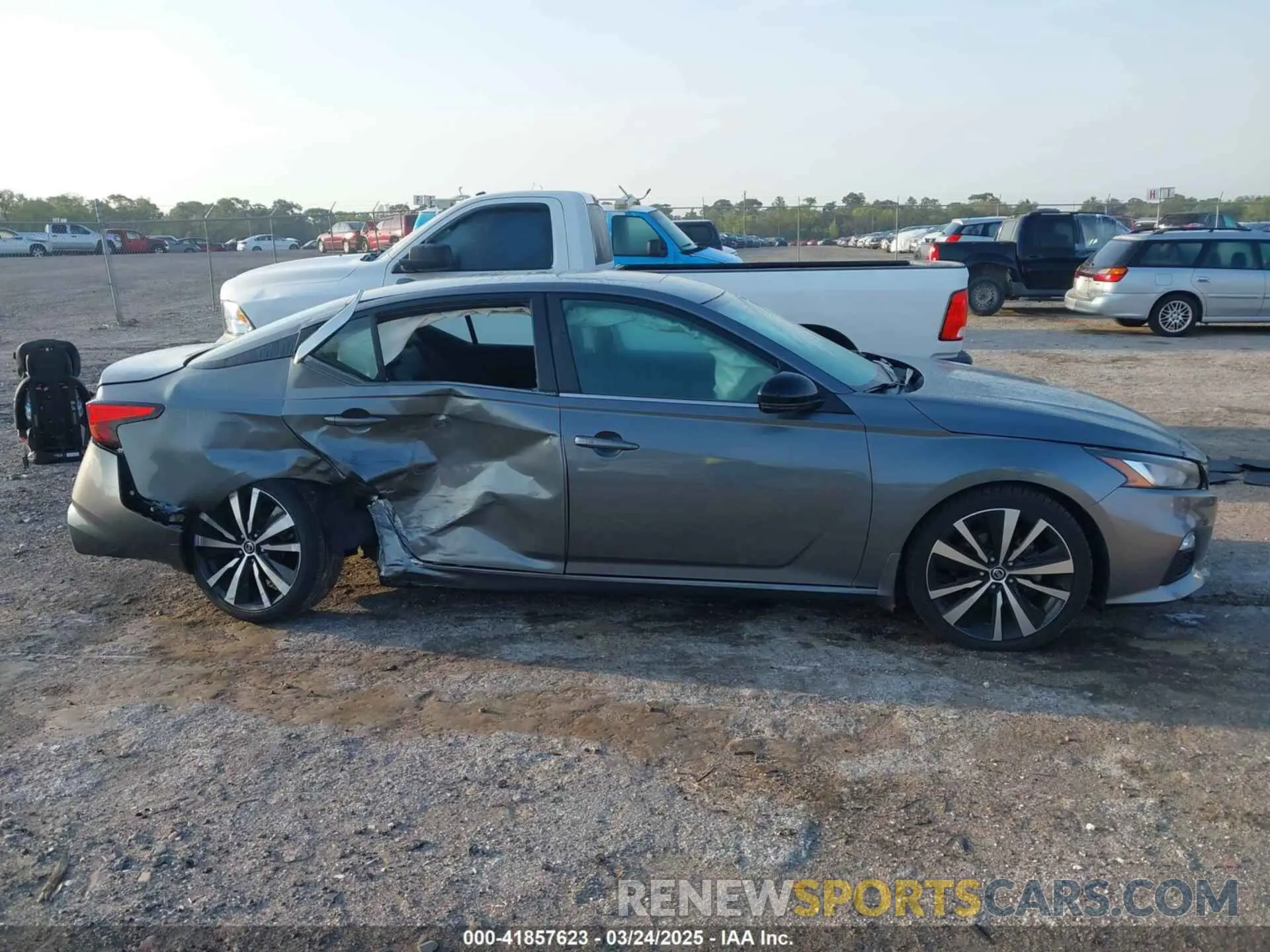 13 Фотография поврежденного автомобиля 1N4BL4CV4LC260151 NISSAN ALTIMA 2020