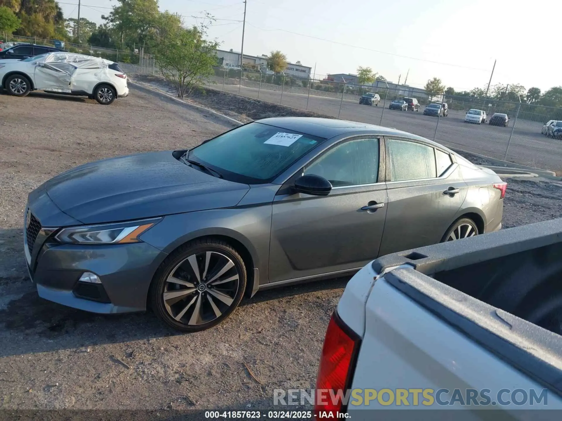 14 Фотография поврежденного автомобиля 1N4BL4CV4LC260151 NISSAN ALTIMA 2020