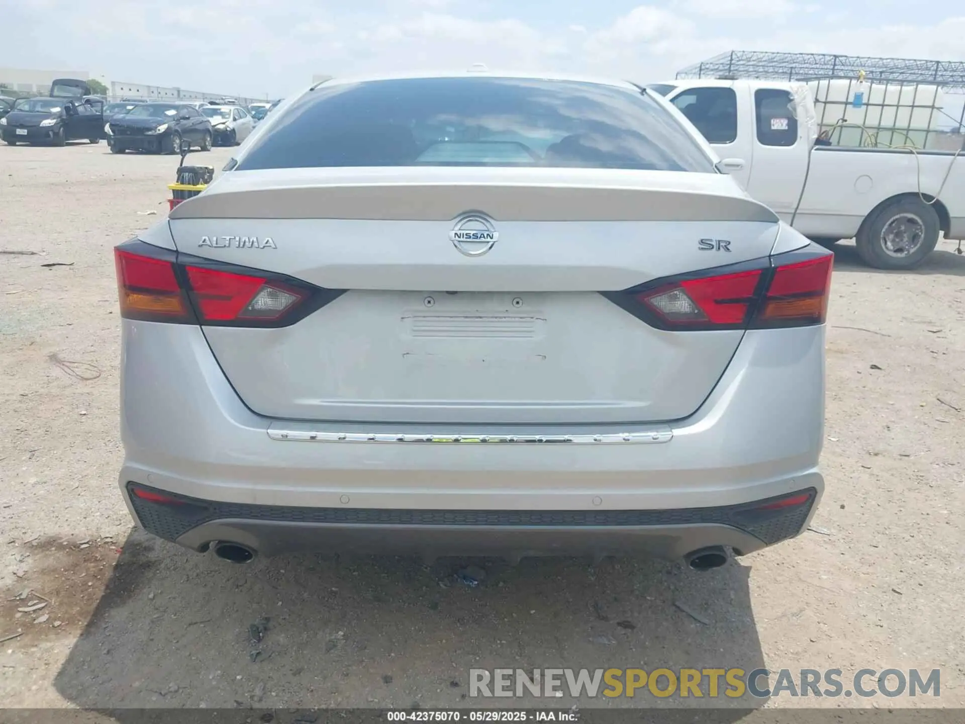 17 Photograph of a damaged car 1N4BL4CV4LC276608 NISSAN ALTIMA 2020