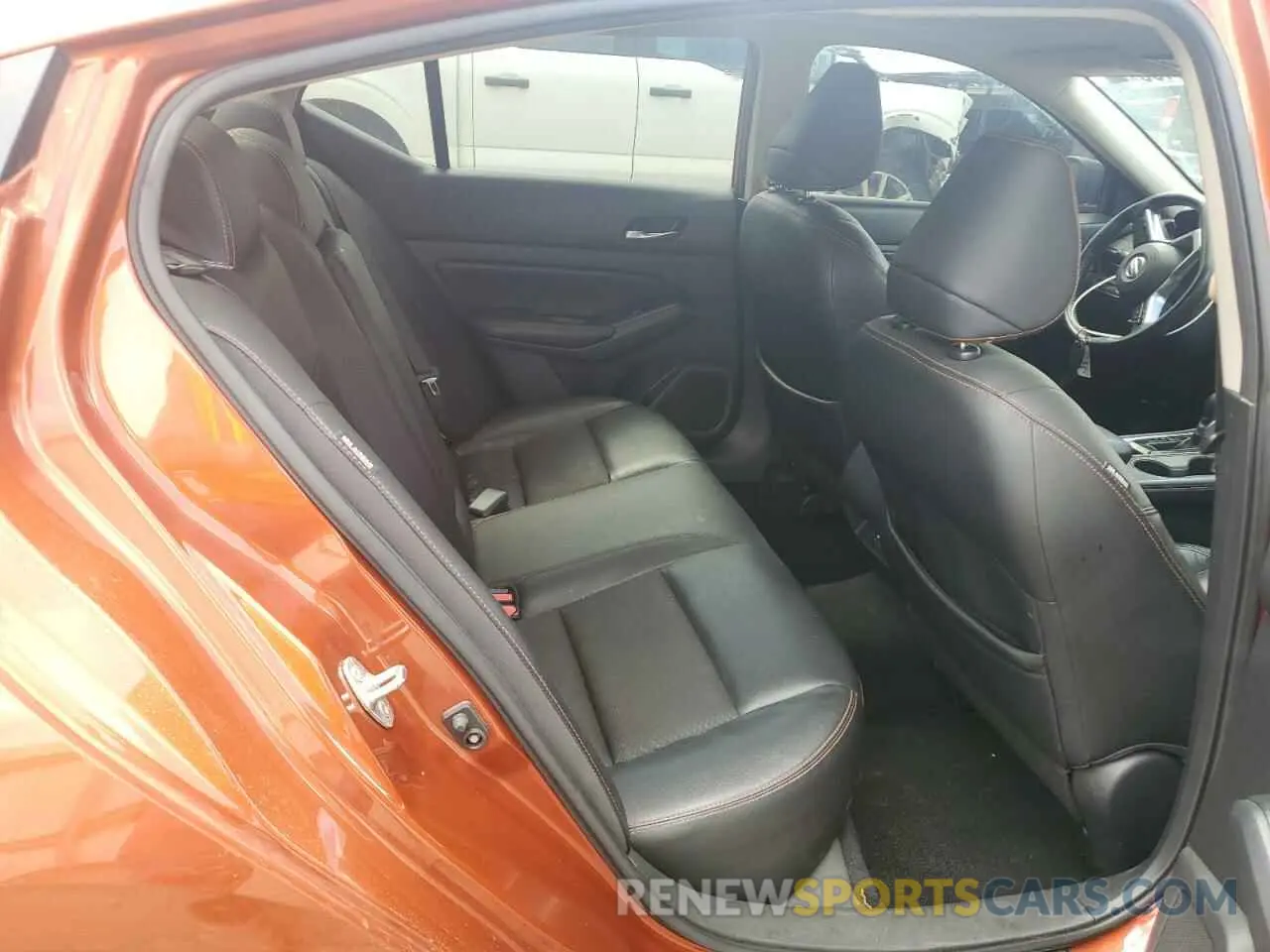 10 Photograph of a damaged car 1N4BL4CV4LN306937 NISSAN ALTIMA 2020