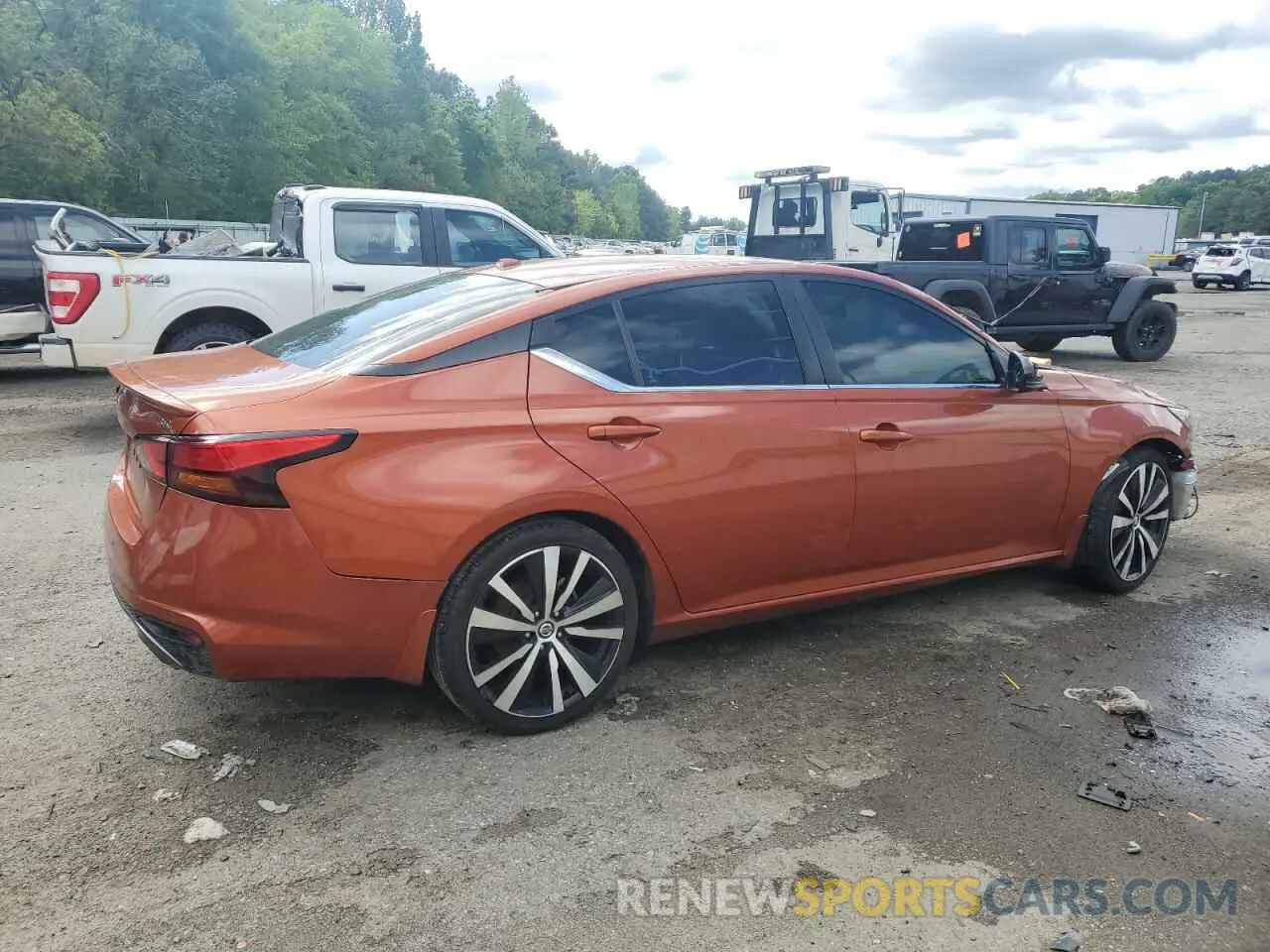 3 Photograph of a damaged car 1N4BL4CV4LN306937 NISSAN ALTIMA 2020