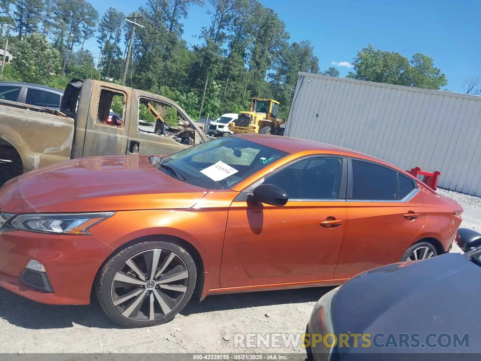 14 Photograph of a damaged car 1N4BL4CV5LC123106 NISSAN ALTIMA 2020