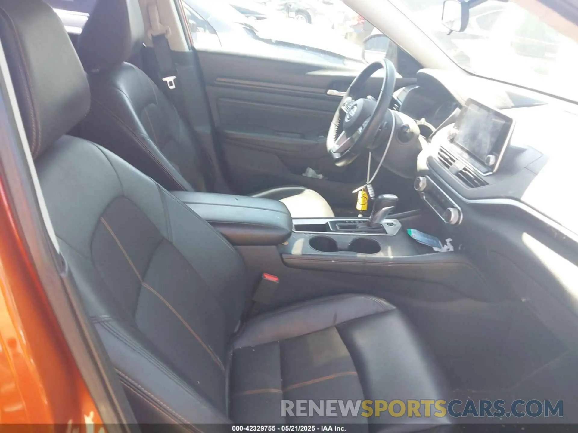 5 Photograph of a damaged car 1N4BL4CV5LC123106 NISSAN ALTIMA 2020