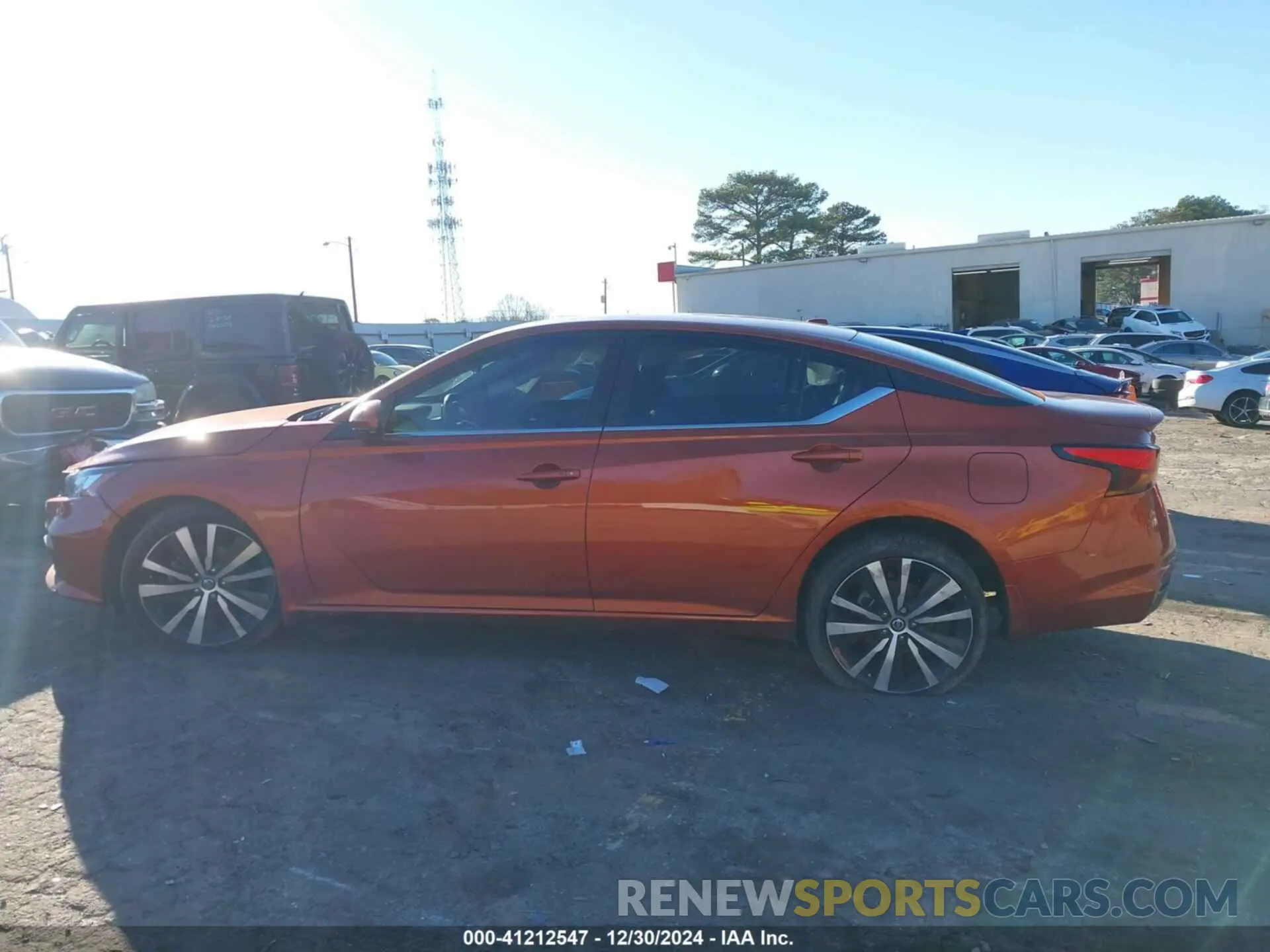 14 Photograph of a damaged car 1N4BL4CV5LC126197 NISSAN ALTIMA 2020
