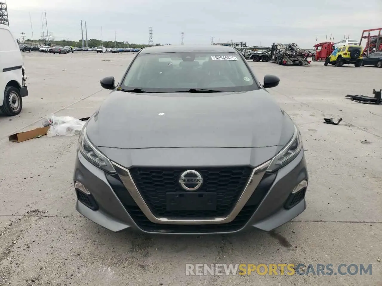5 Photograph of a damaged car 1N4BL4CV5LC129231 NISSAN ALTIMA 2020