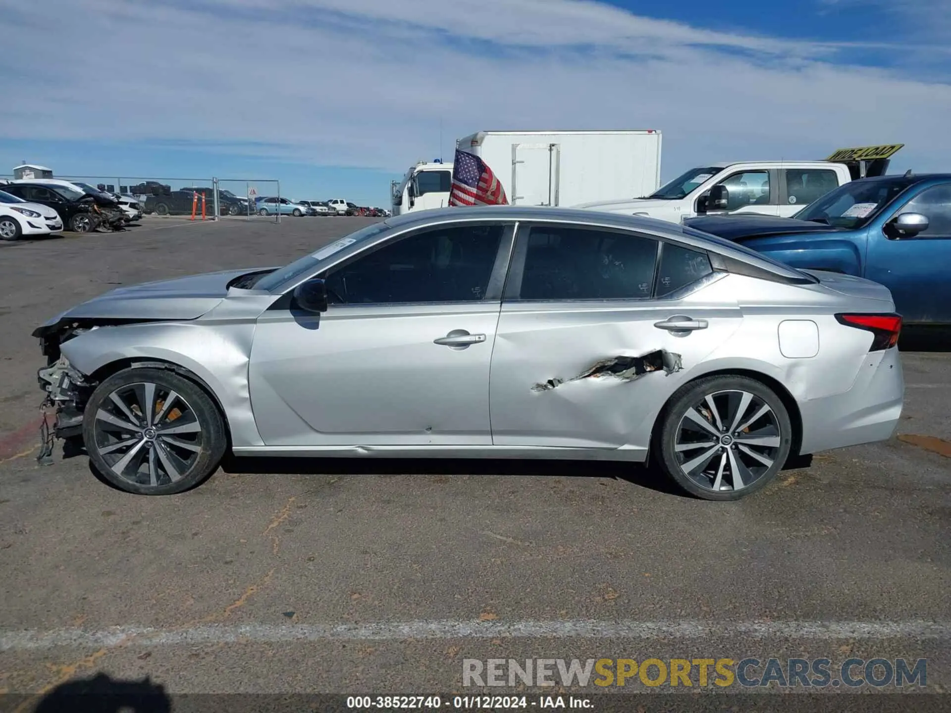 15 Photograph of a damaged car 1N4BL4CV5LC185427 NISSAN ALTIMA 2020