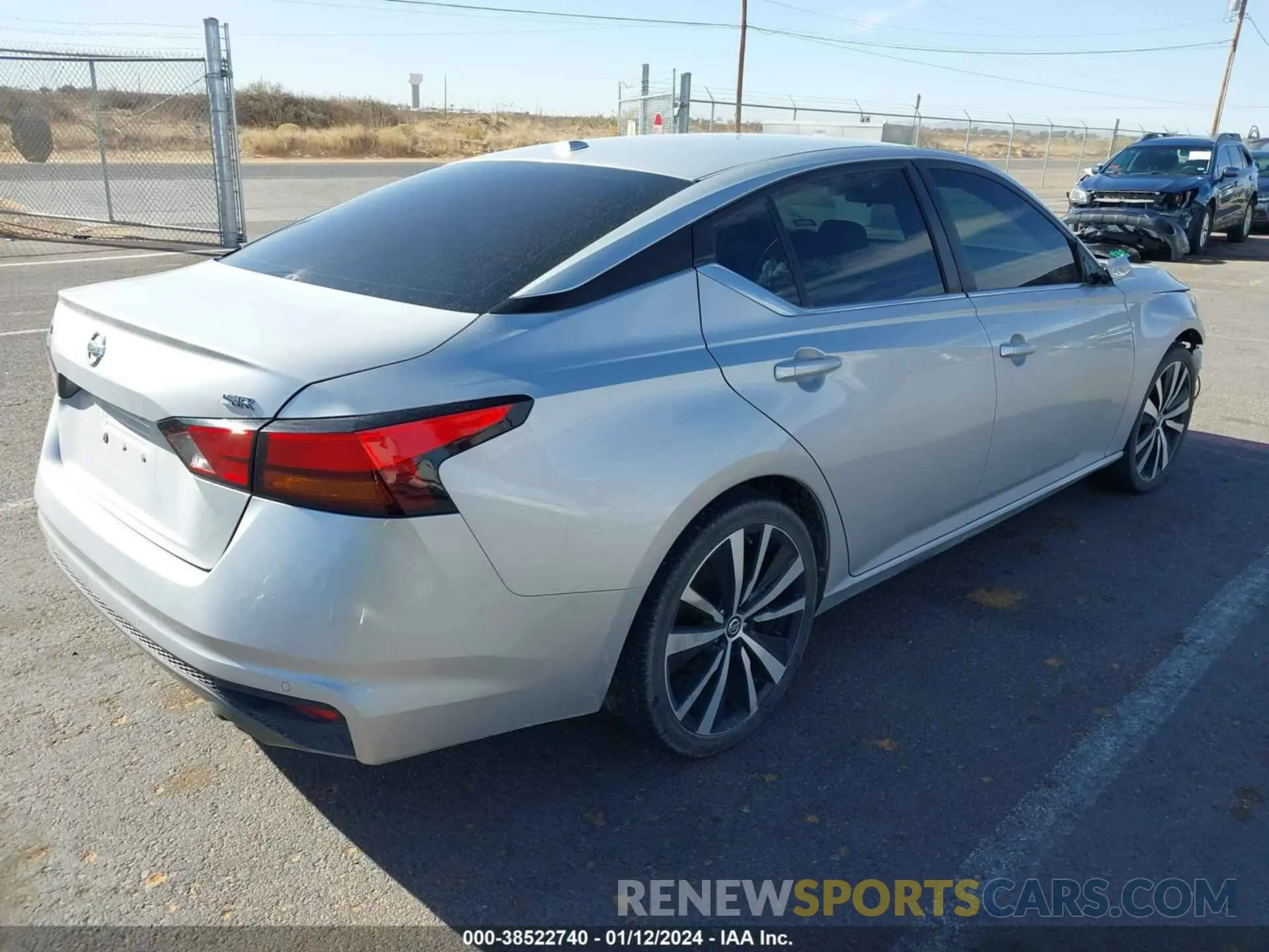 4 Photograph of a damaged car 1N4BL4CV5LC185427 NISSAN ALTIMA 2020