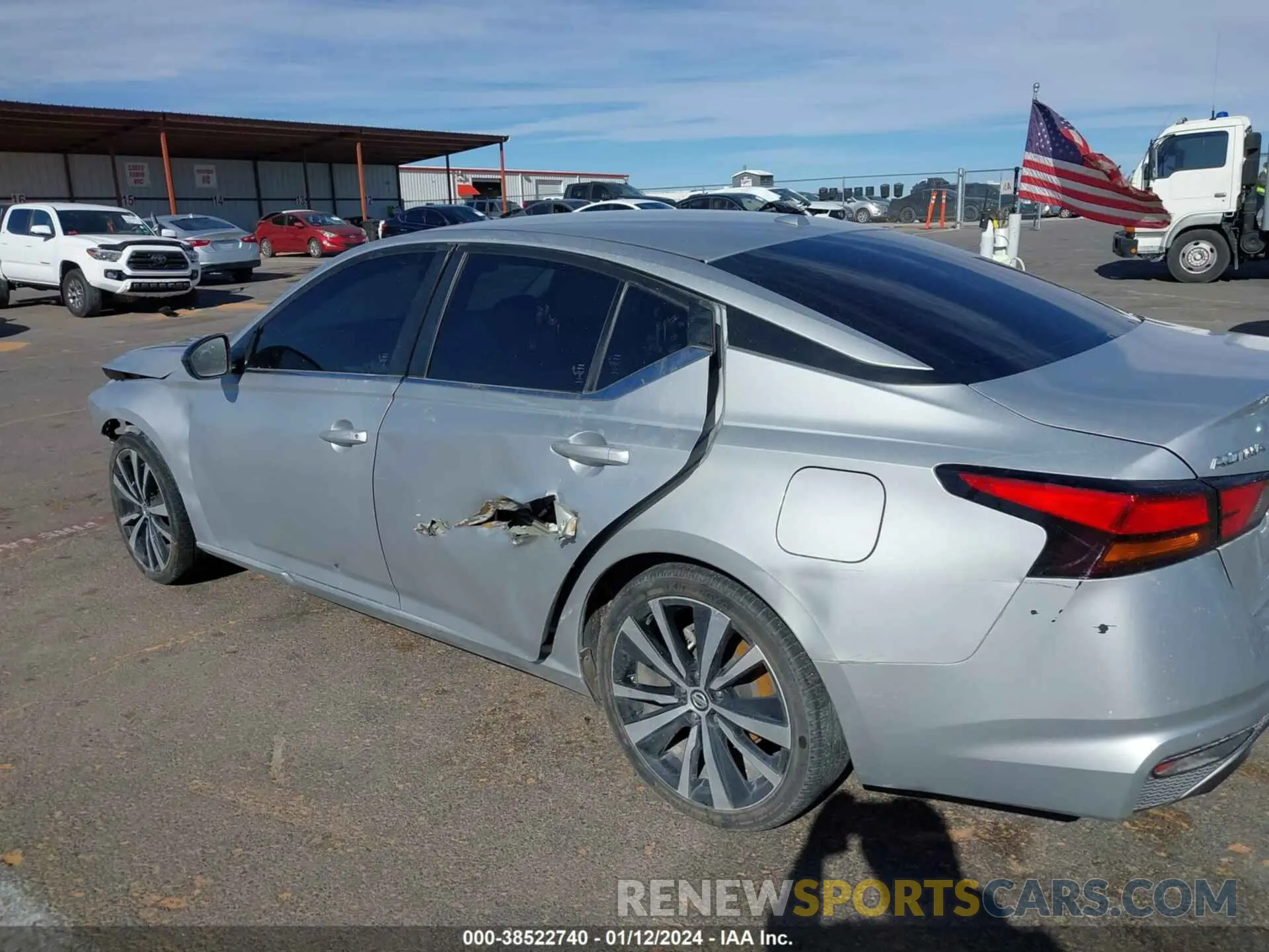 6 Photograph of a damaged car 1N4BL4CV5LC185427 NISSAN ALTIMA 2020