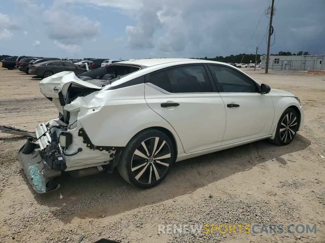 3 Фотография поврежденного автомобиля 1N4BL4CV5LC256206 NISSAN ALTIMA 2020