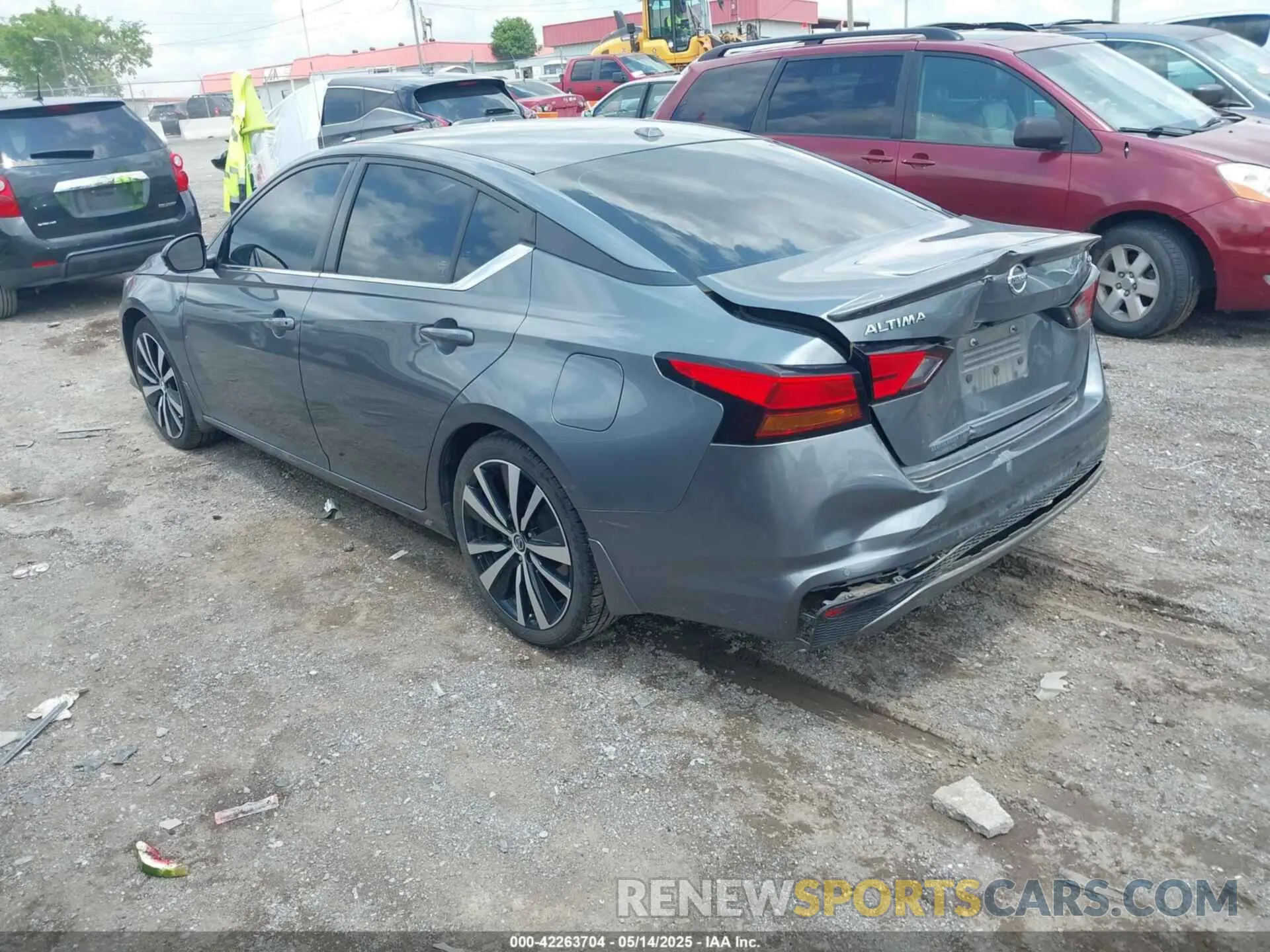 3 Photograph of a damaged car 1N4BL4CV6LC112163 NISSAN ALTIMA 2020