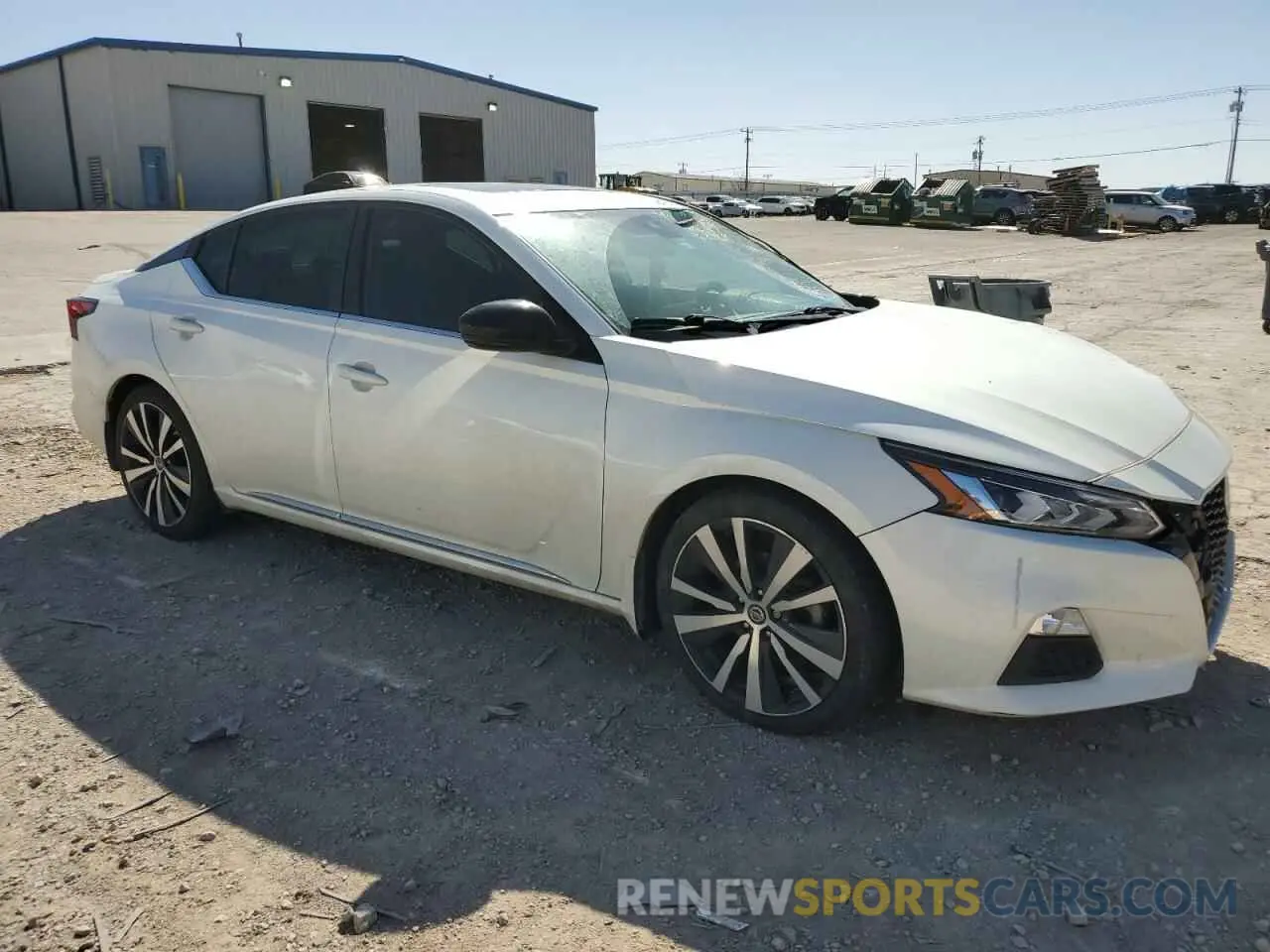 4 Photograph of a damaged car 1N4BL4CV6LC125057 NISSAN ALTIMA 2020