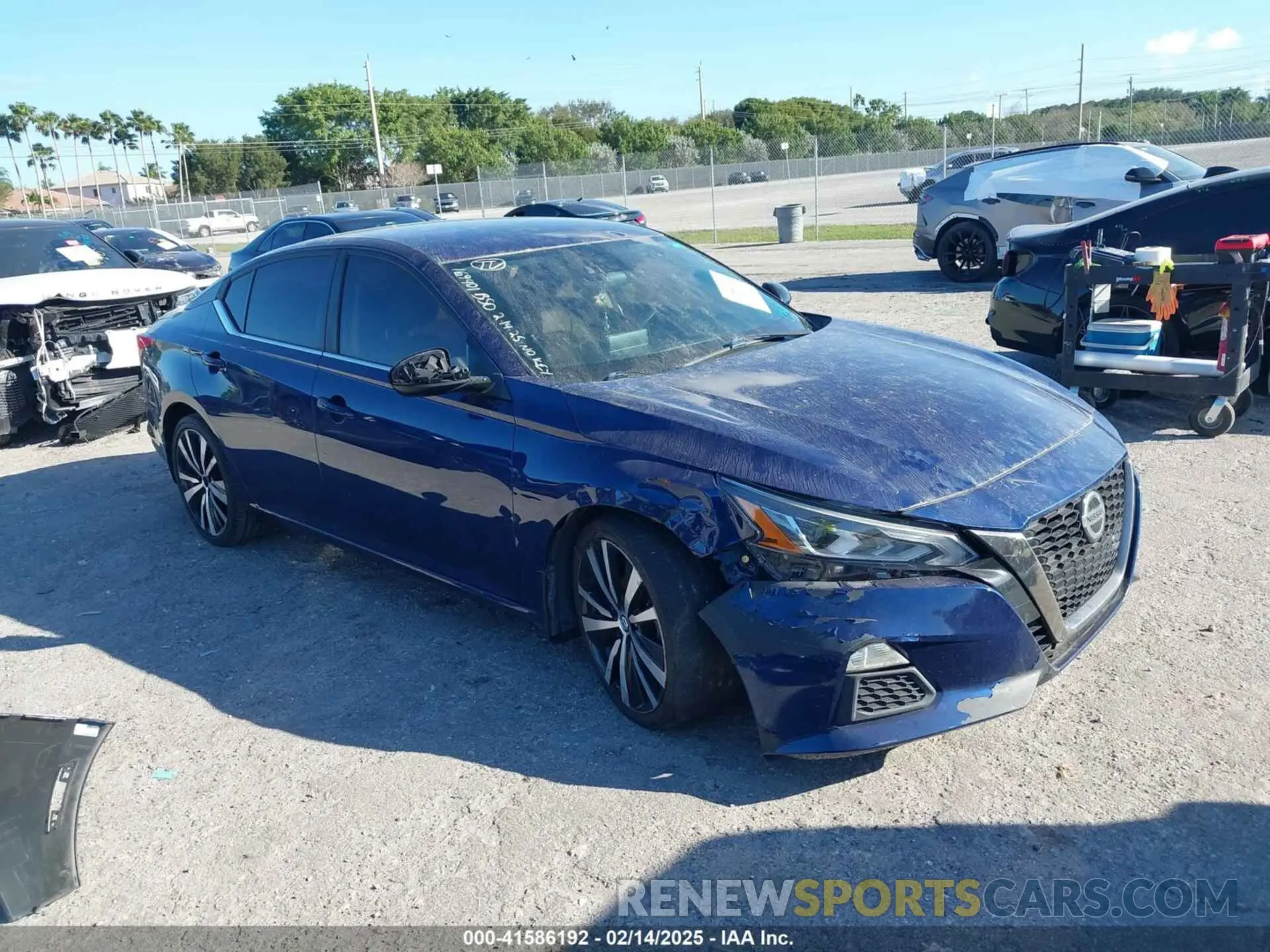 1 Photograph of a damaged car 1N4BL4CV6LC169401 NISSAN ALTIMA 2020