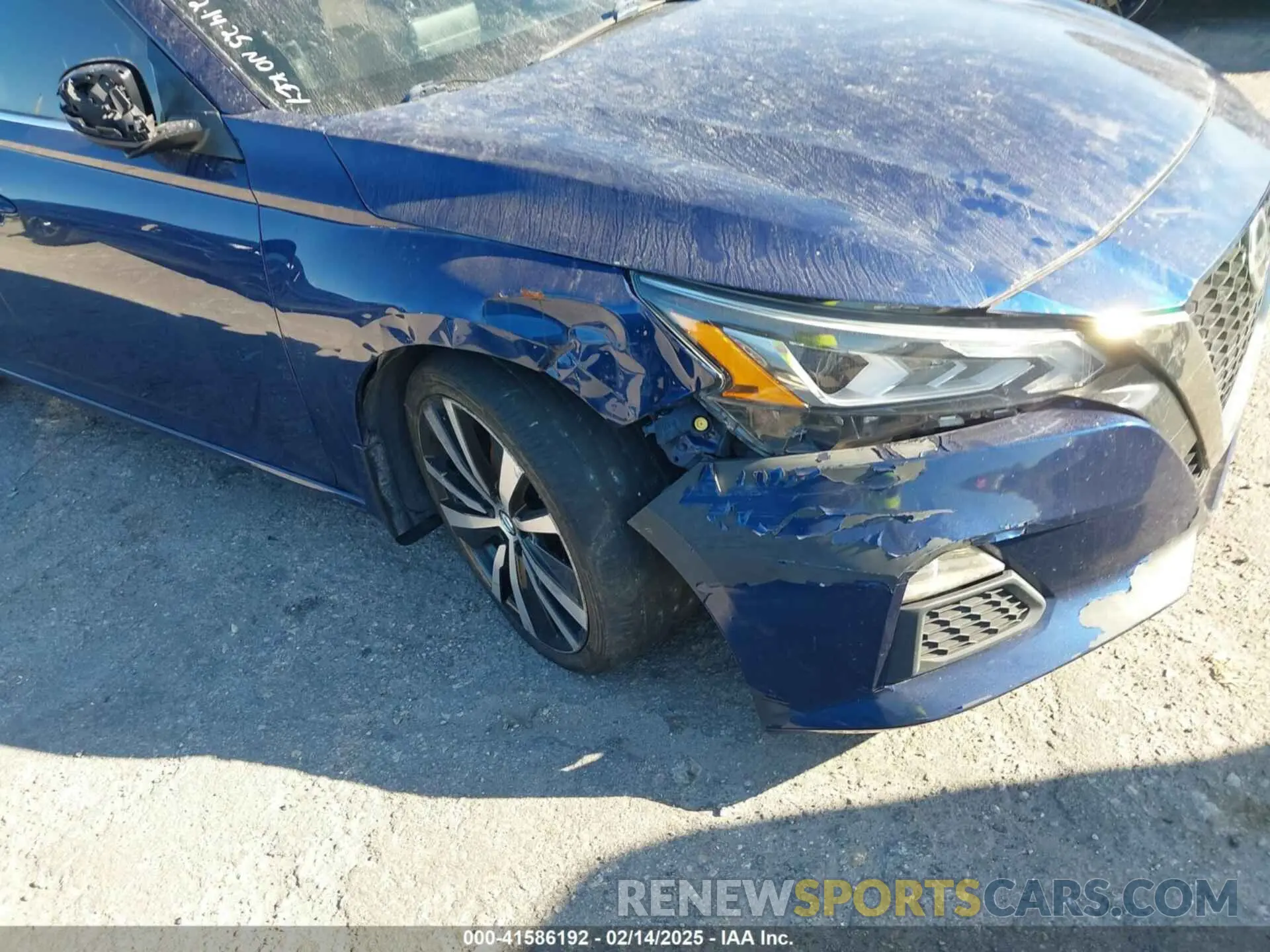 17 Photograph of a damaged car 1N4BL4CV6LC169401 NISSAN ALTIMA 2020
