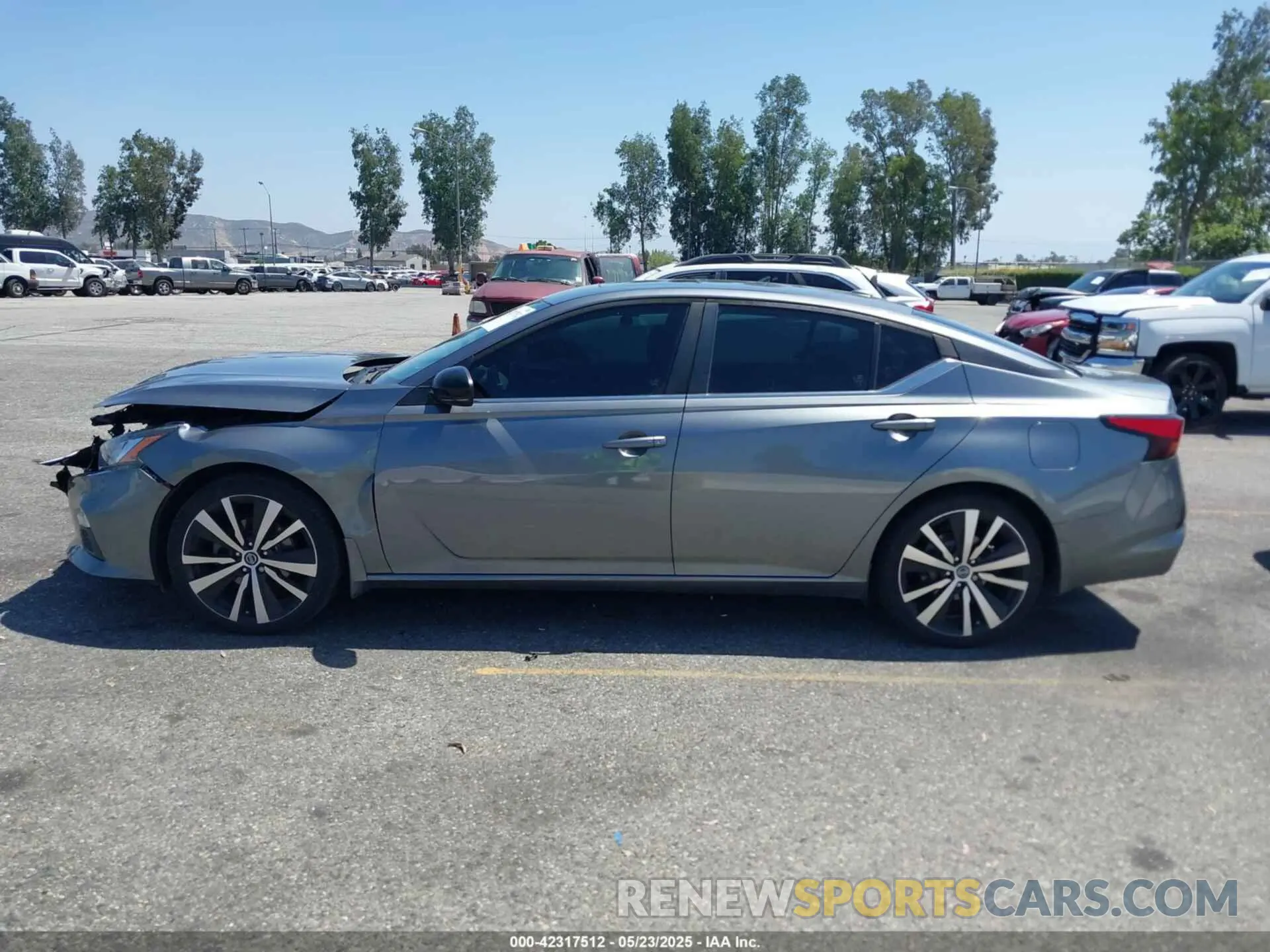 14 Photograph of a damaged car 1N4BL4CV6LC171116 NISSAN ALTIMA 2020