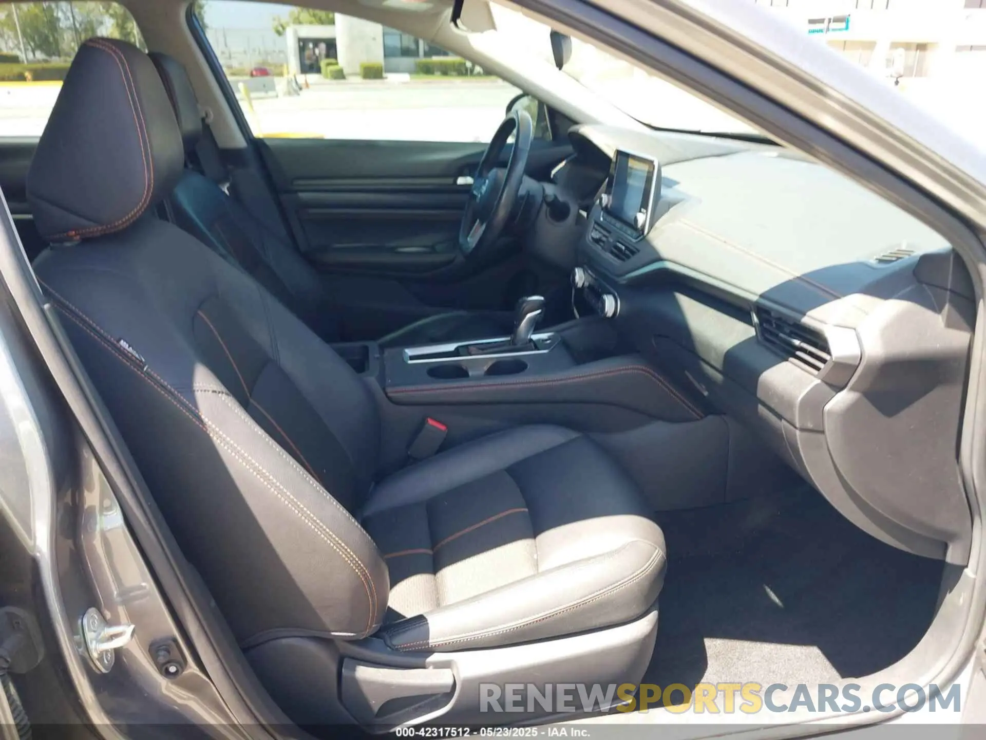 5 Photograph of a damaged car 1N4BL4CV6LC171116 NISSAN ALTIMA 2020