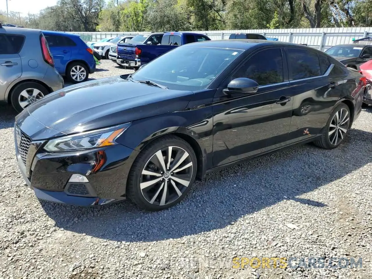 1 Photograph of a damaged car 1N4BL4CV6LC201151 NISSAN ALTIMA 2020