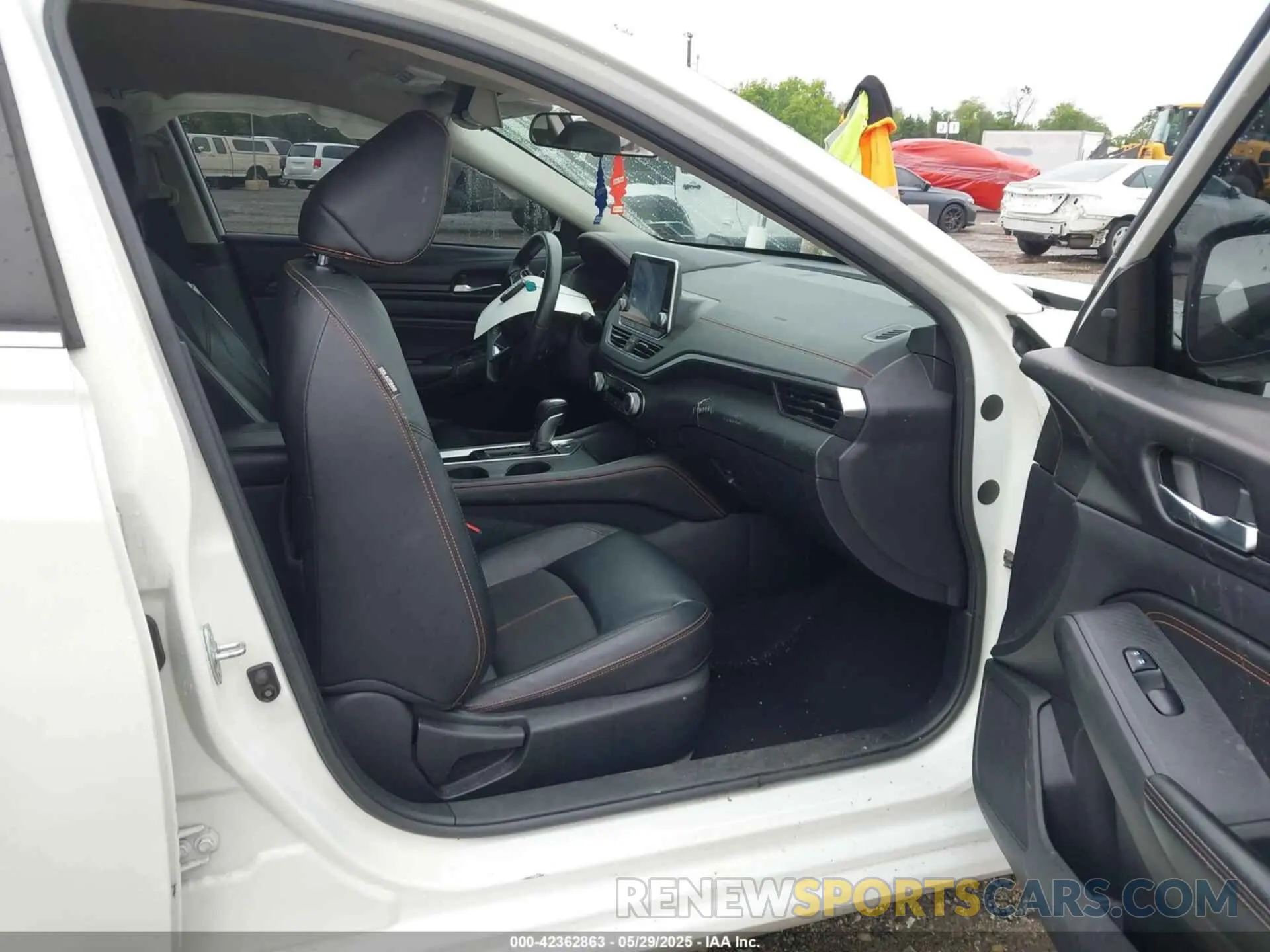 5 Photograph of a damaged car 1N4BL4CV6LC222663 NISSAN ALTIMA 2020