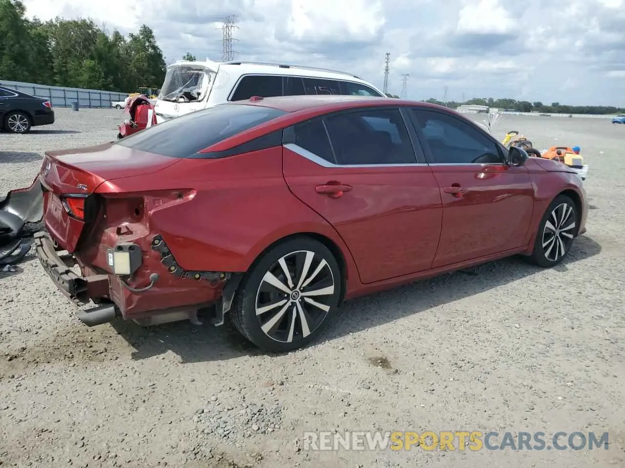 3 Photograph of a damaged car 1N4BL4CV6LC240936 NISSAN ALTIMA 2020