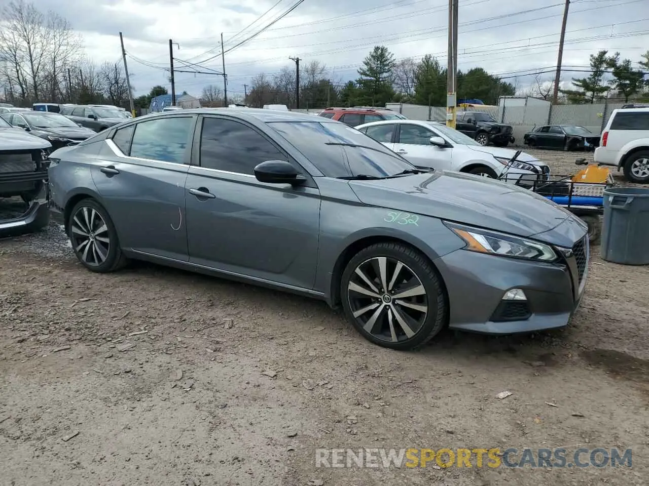 4 Photograph of a damaged car 1N4BL4CV7LC113869 NISSAN ALTIMA 2020