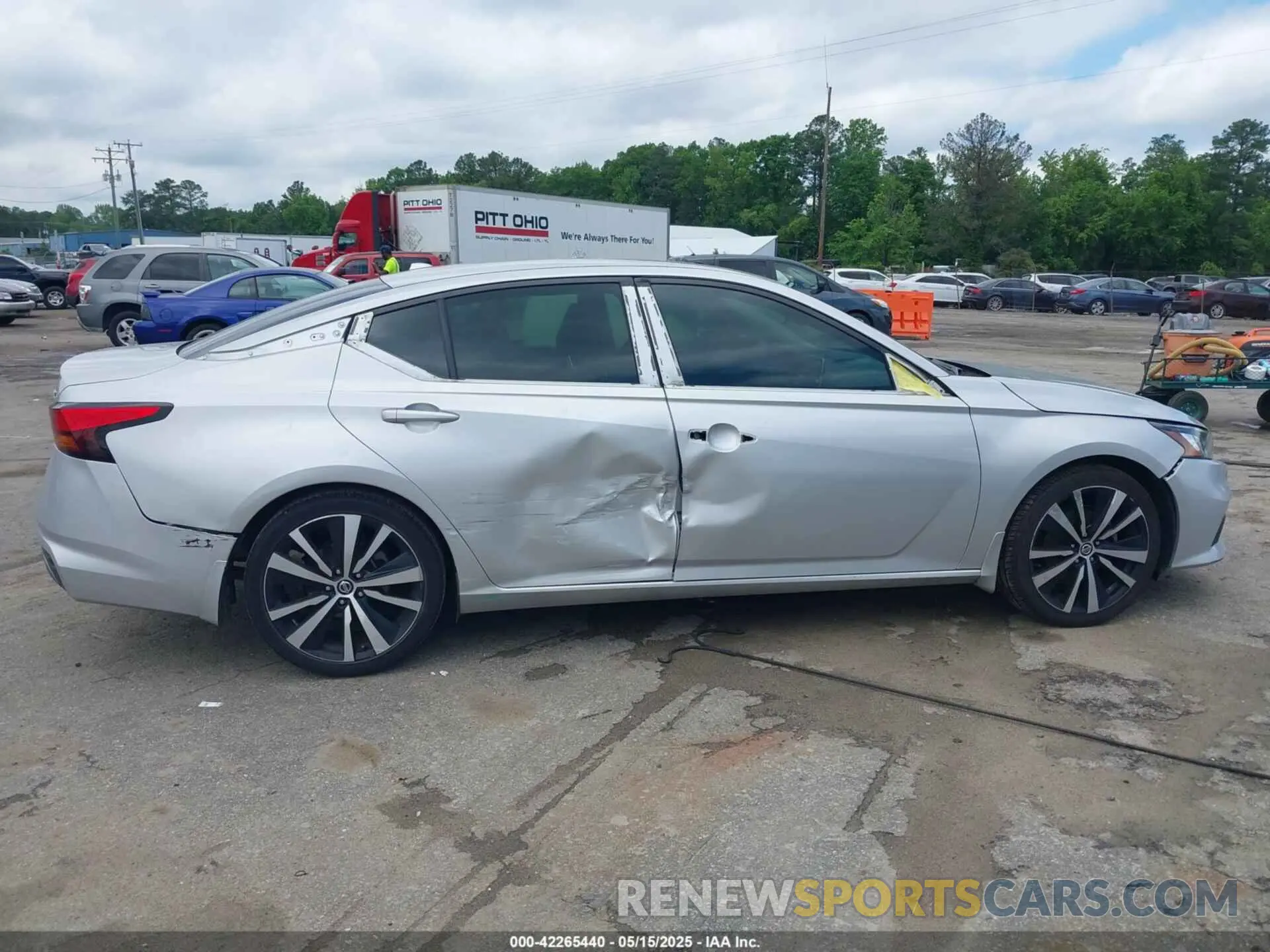 13 Photograph of a damaged car 1N4BL4CV7LC116349 NISSAN ALTIMA 2020