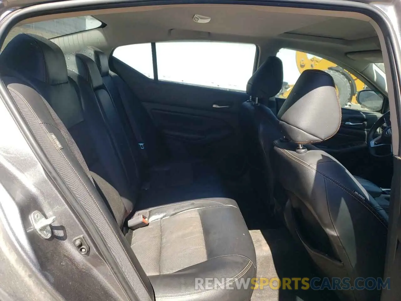10 Фотография поврежденного автомобиля 1N4BL4CV7LC199880 NISSAN ALTIMA 2020