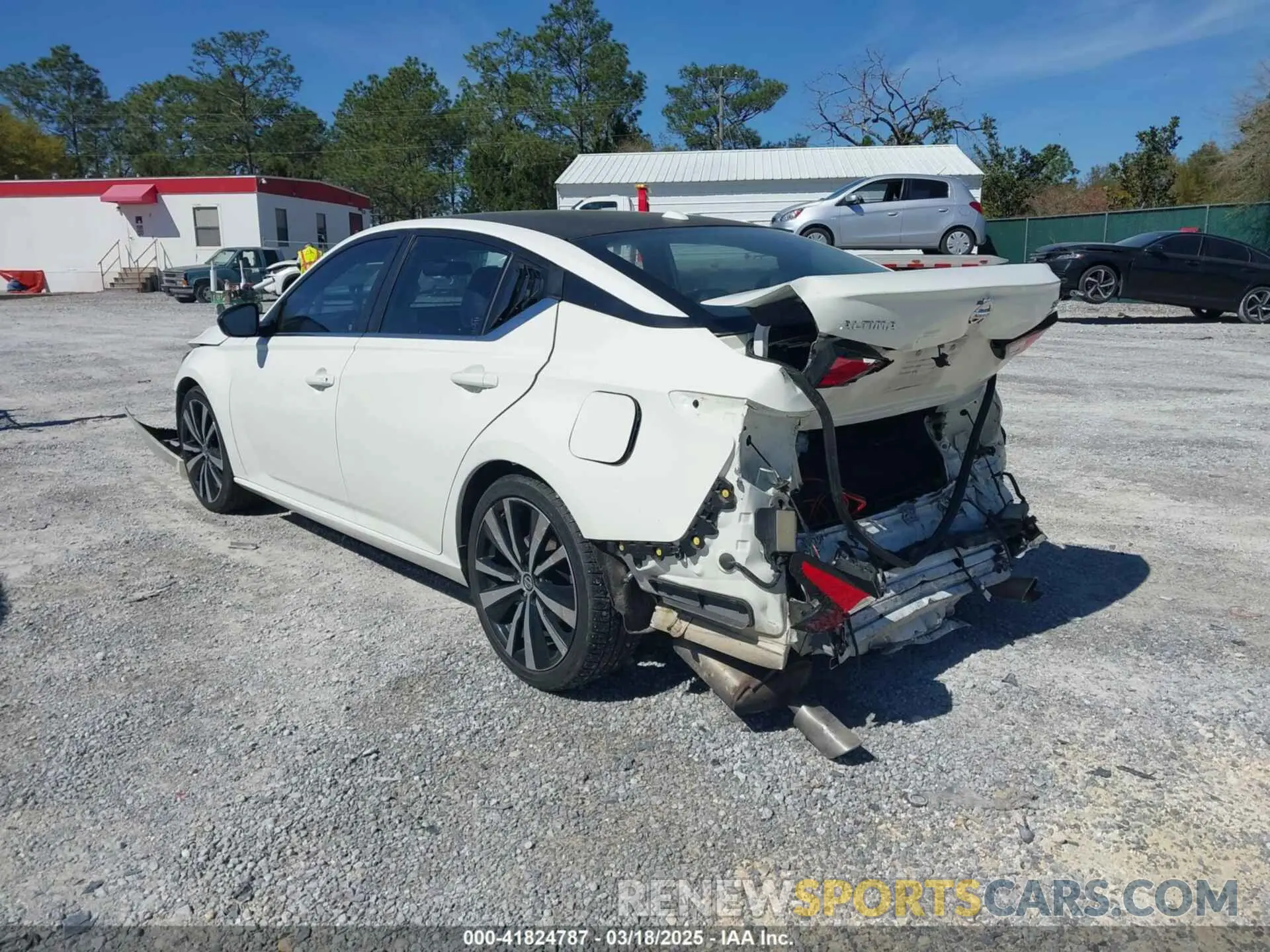 3 Photograph of a damaged car 1N4BL4CV7LC271886 NISSAN ALTIMA 2020