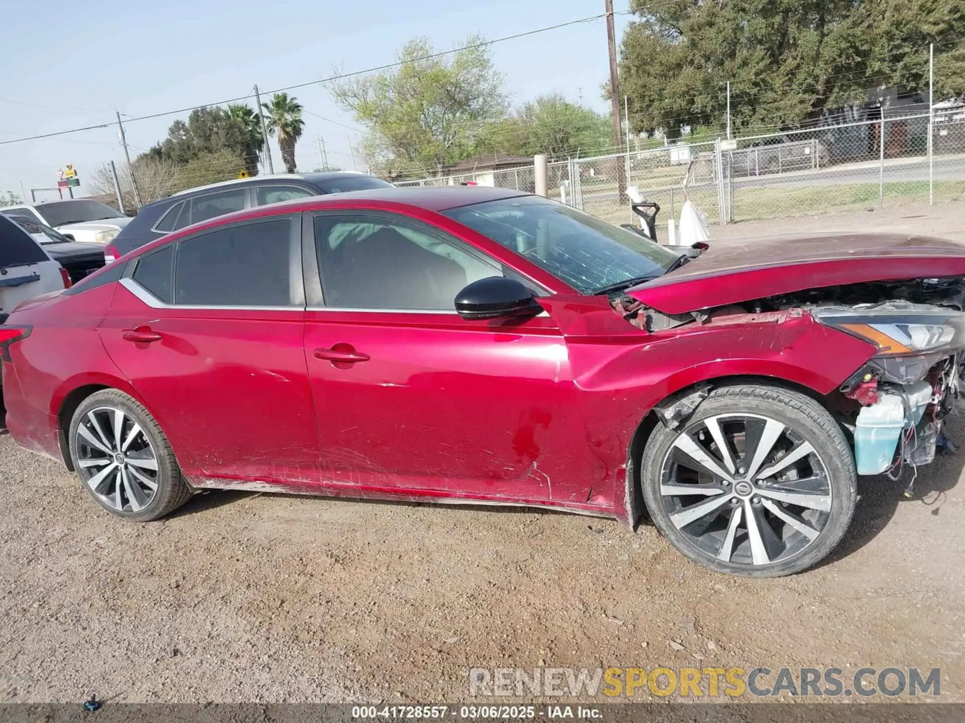 14 Photograph of a damaged car 1N4BL4CV7LN307872 NISSAN ALTIMA 2020