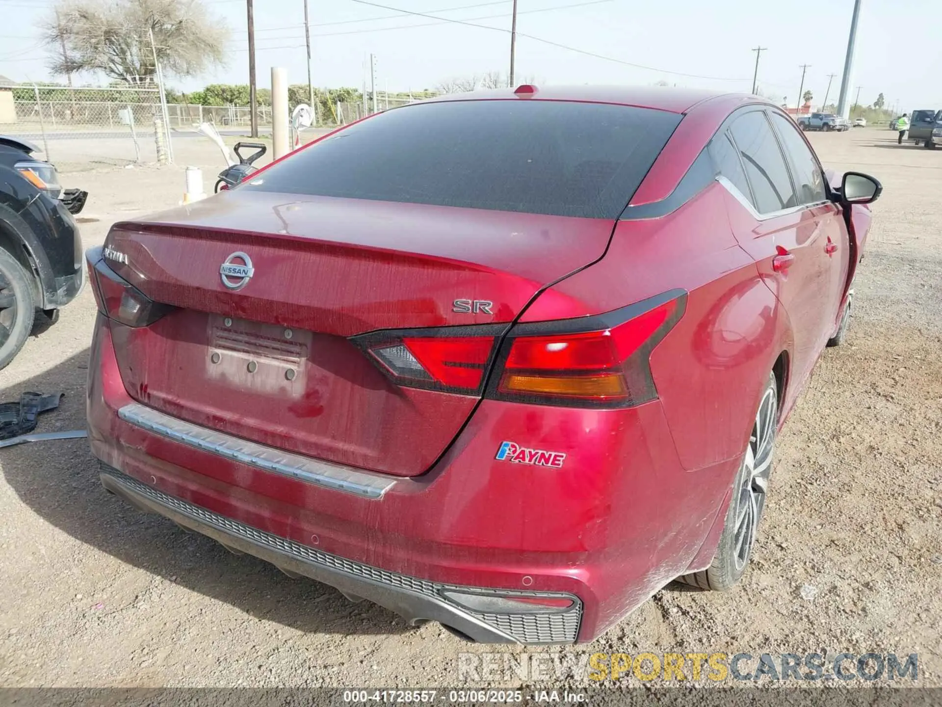 4 Photograph of a damaged car 1N4BL4CV7LN307872 NISSAN ALTIMA 2020