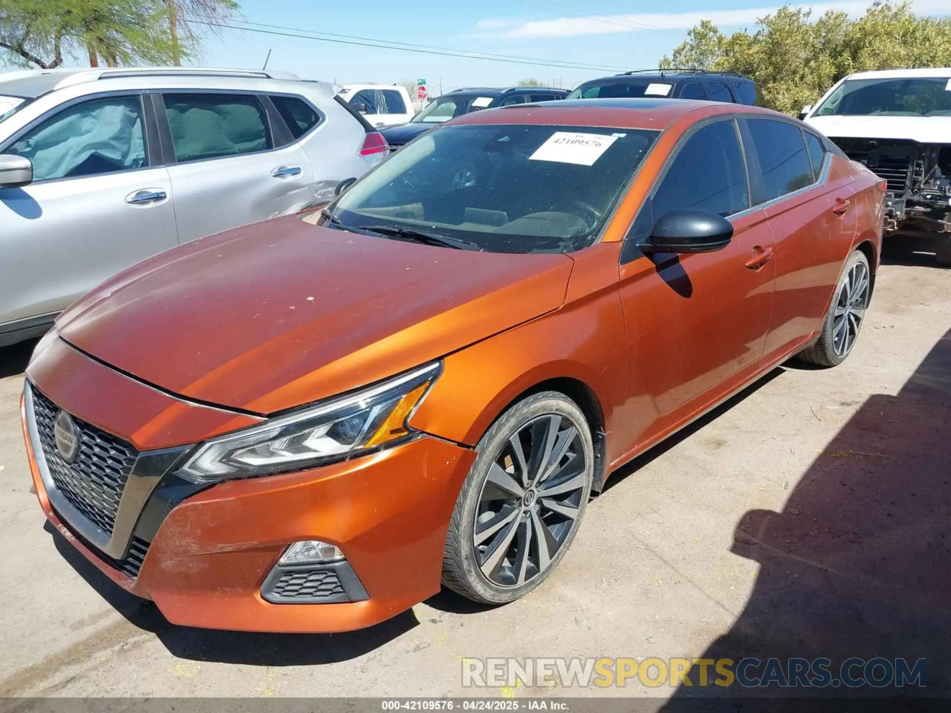 2 Photograph of a damaged car 1N4BL4CV8LC138070 NISSAN ALTIMA 2020