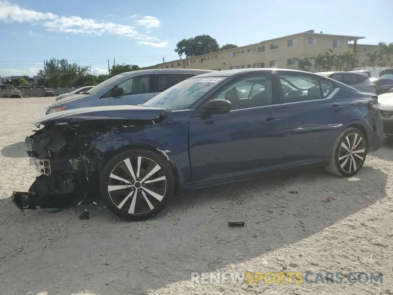1 Photograph of a damaged car 1N4BL4CV8LC232451 NISSAN ALTIMA 2020