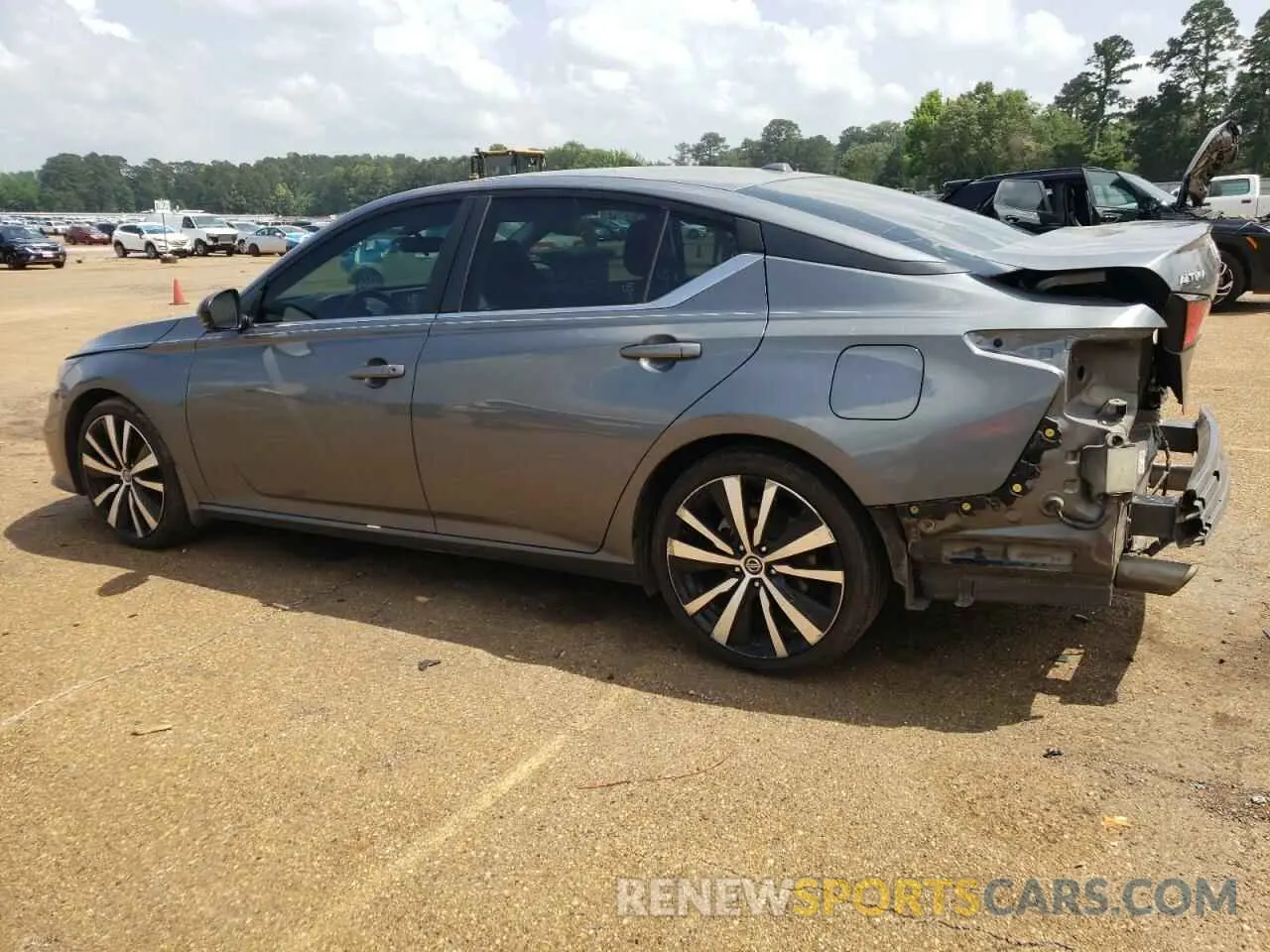 2 Photograph of a damaged car 1N4BL4CV8LC269385 NISSAN ALTIMA 2020