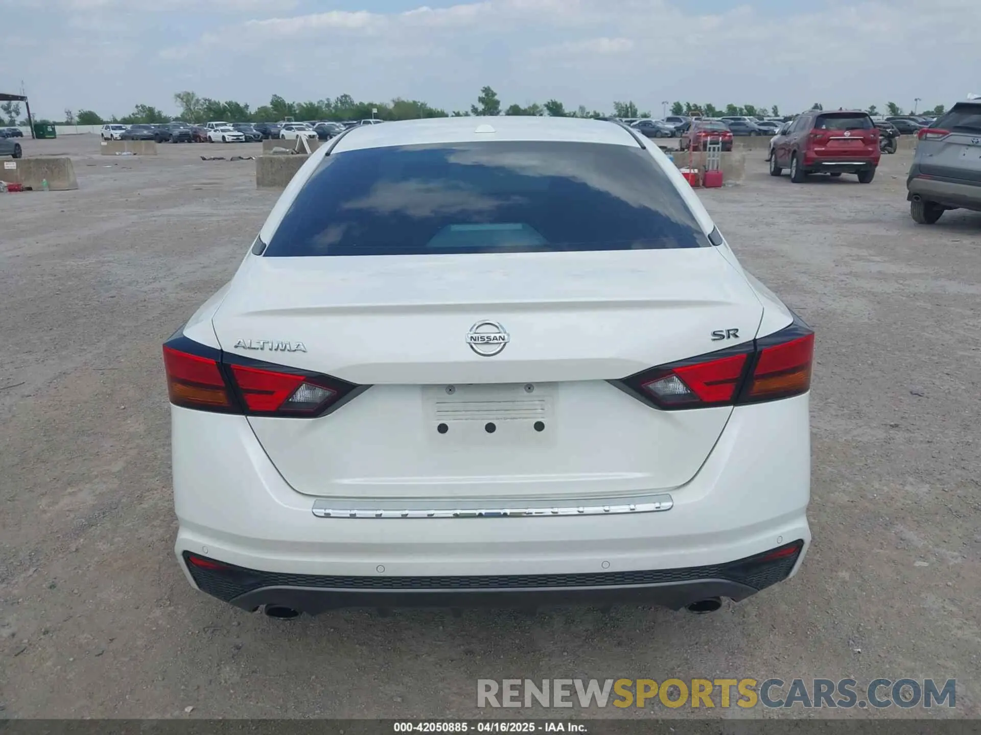 16 Фотография поврежденного автомобиля 1N4BL4CV8LC275140 NISSAN ALTIMA 2020