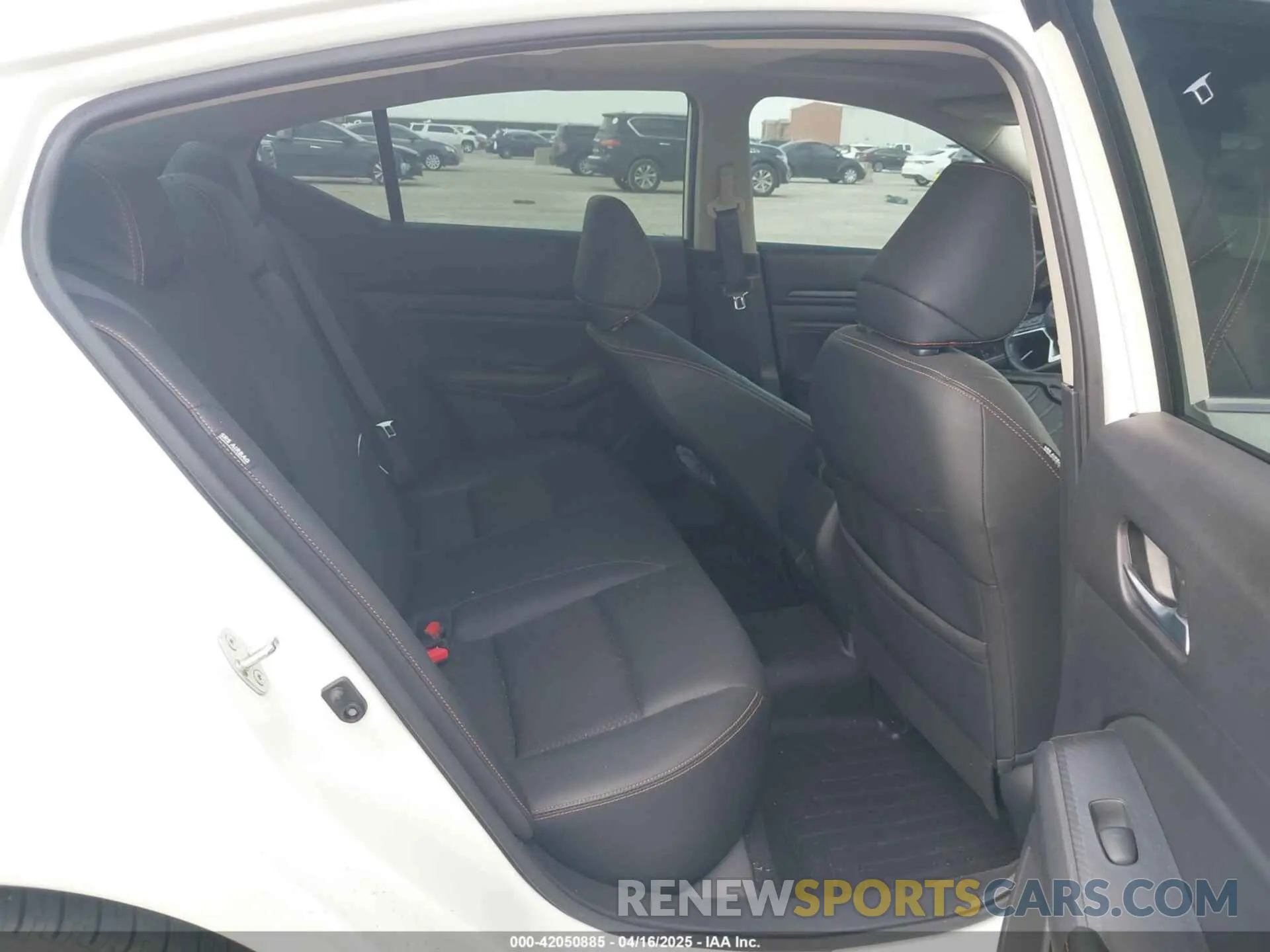 8 Фотография поврежденного автомобиля 1N4BL4CV8LC275140 NISSAN ALTIMA 2020