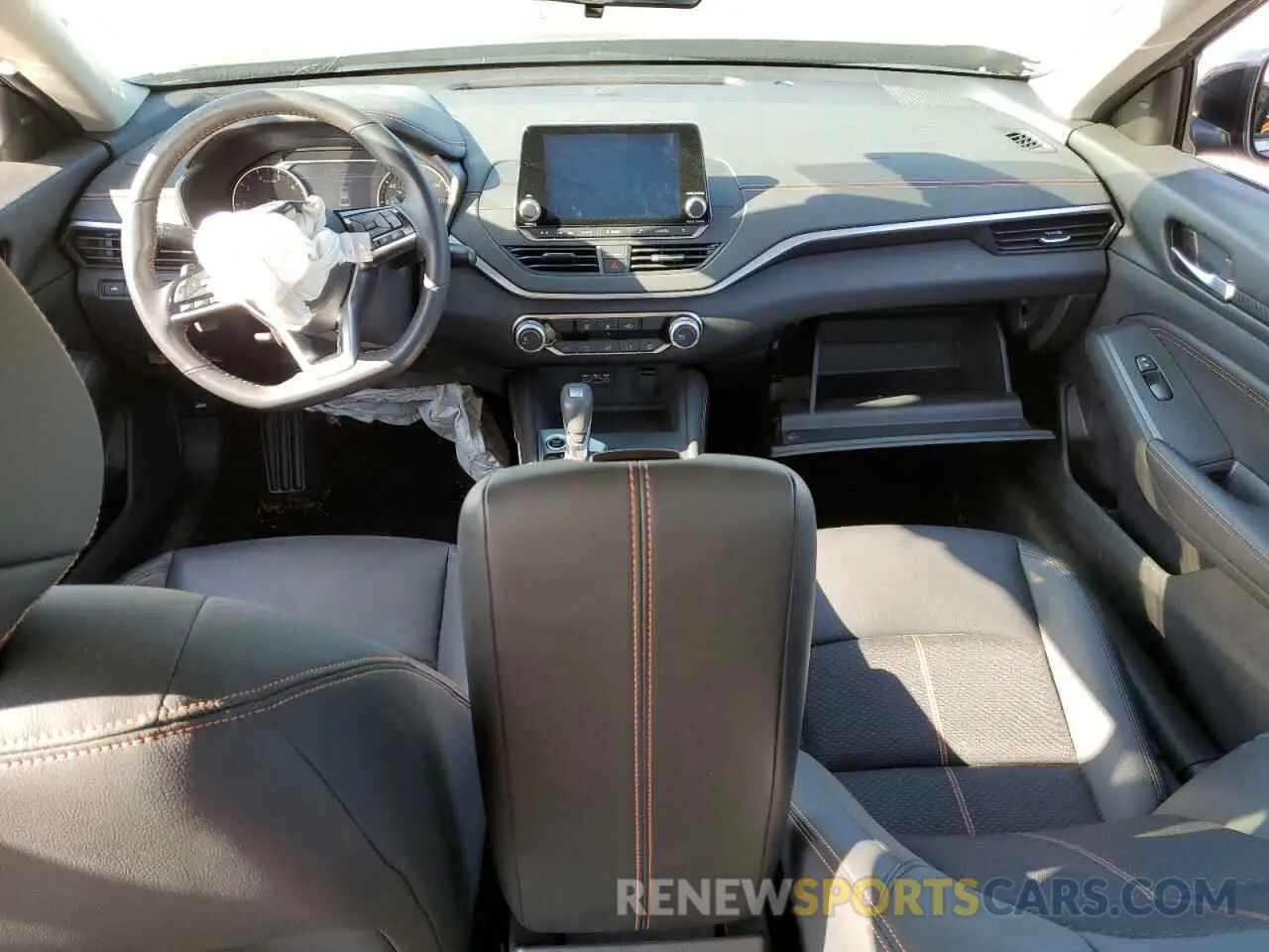 8 Фотография поврежденного автомобиля 1N4BL4CV8LC280015 NISSAN ALTIMA 2020