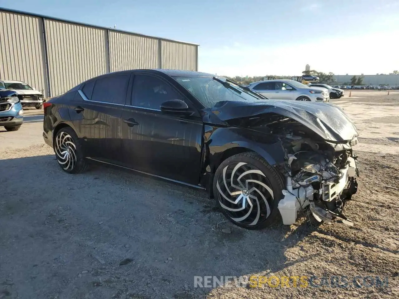 4 Фотография поврежденного автомобиля 1N4BL4CV9LC167139 NISSAN ALTIMA 2020