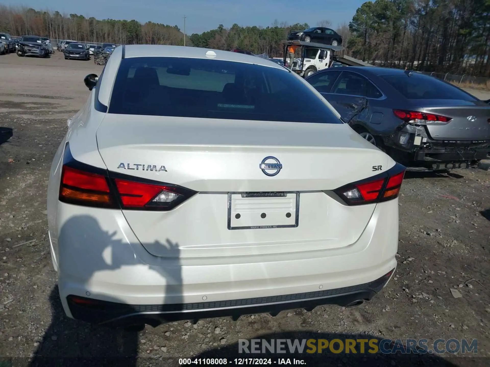 16 Фотография поврежденного автомобиля 1N4BL4CV9LC221698 NISSAN ALTIMA 2020