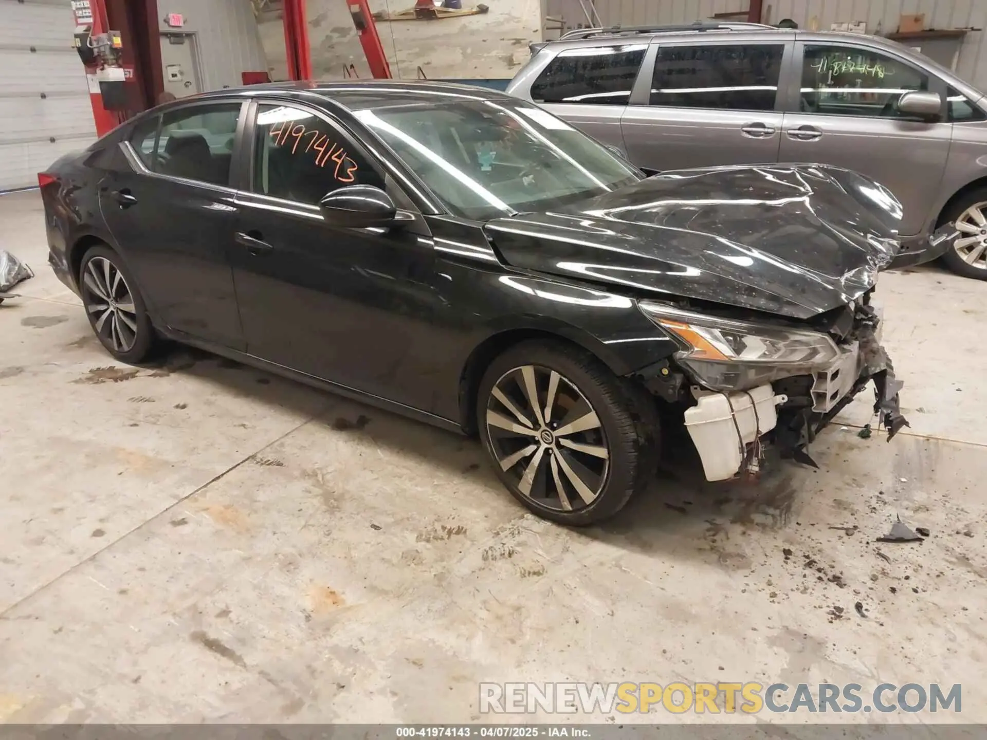 1 Photograph of a damaged car 1N4BL4CV9LN309865 NISSAN ALTIMA 2020