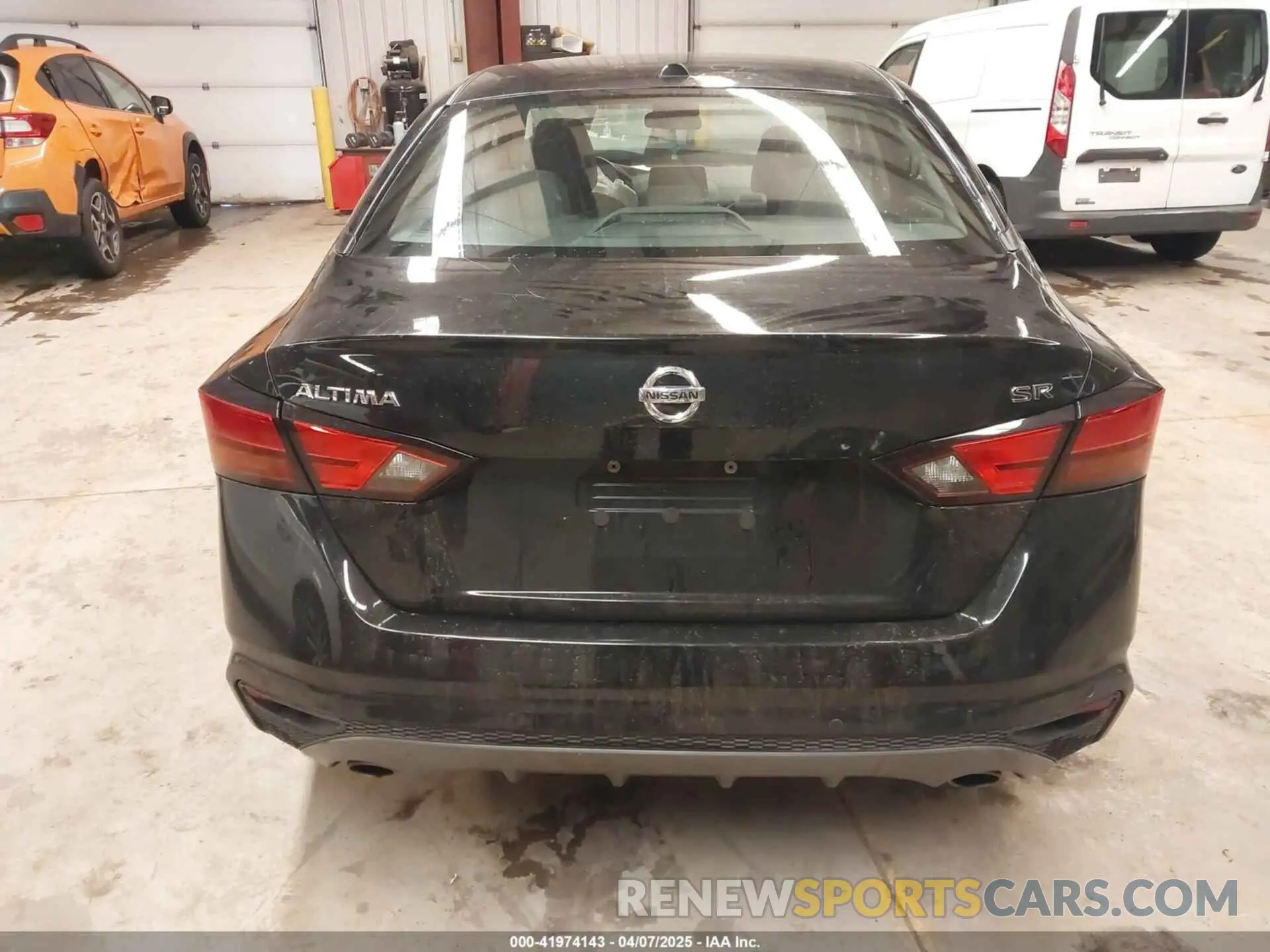 17 Photograph of a damaged car 1N4BL4CV9LN309865 NISSAN ALTIMA 2020