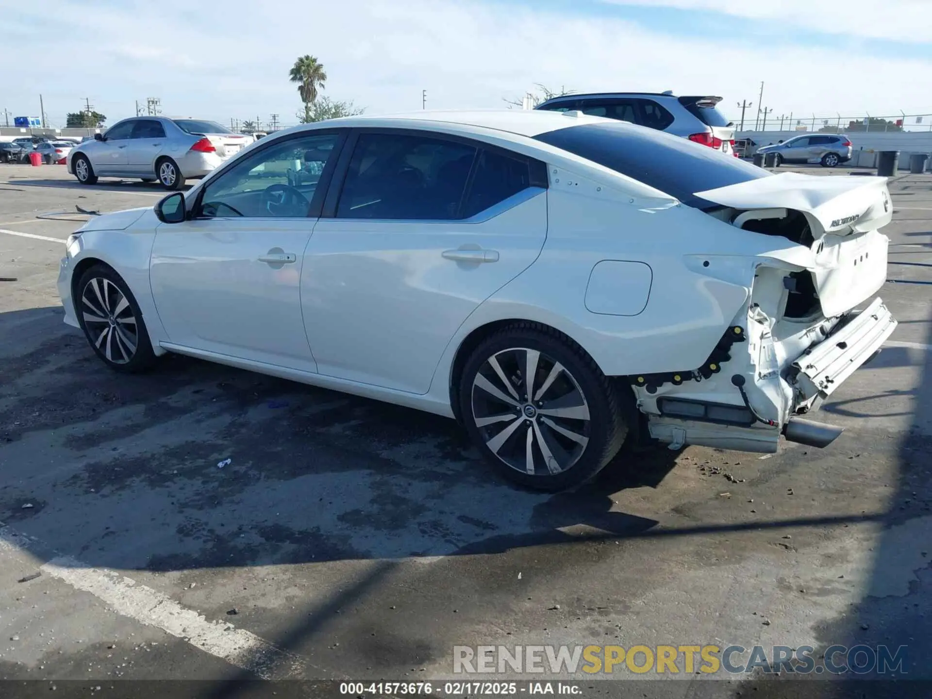 3 Photograph of a damaged car 1N4BL4CV9LN313690 NISSAN ALTIMA 2020