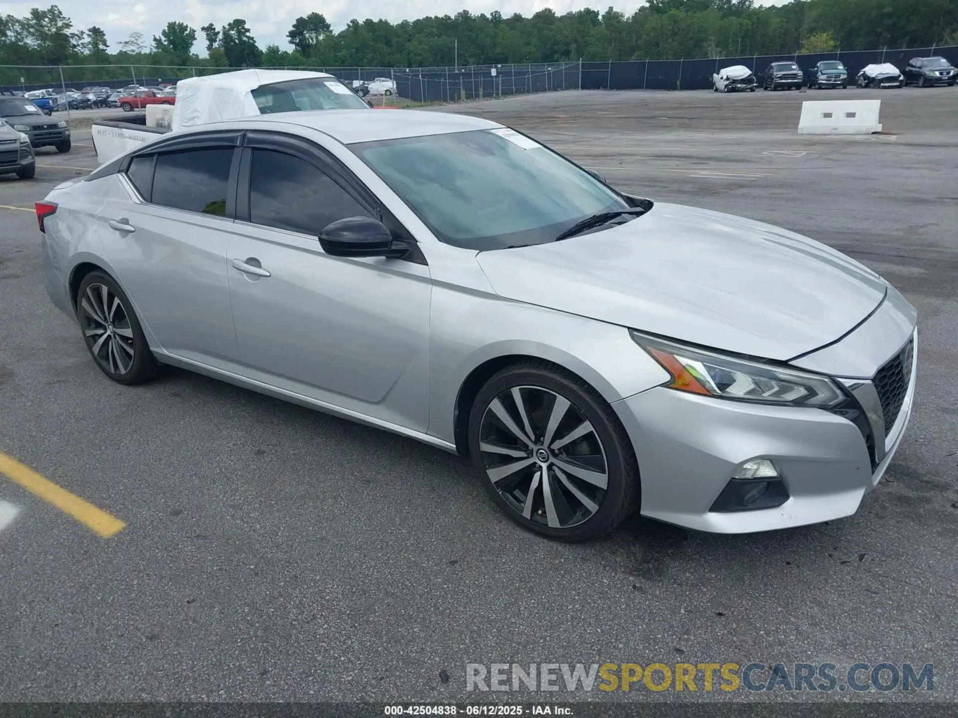 1 Photograph of a damaged car 1N4BL4CVXLC130195 NISSAN ALTIMA 2020