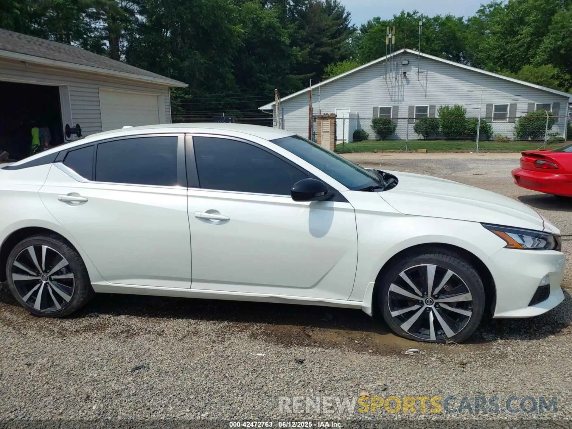 13 Photograph of a damaged car 1N4BL4CW0LC101801 NISSAN ALTIMA 2020