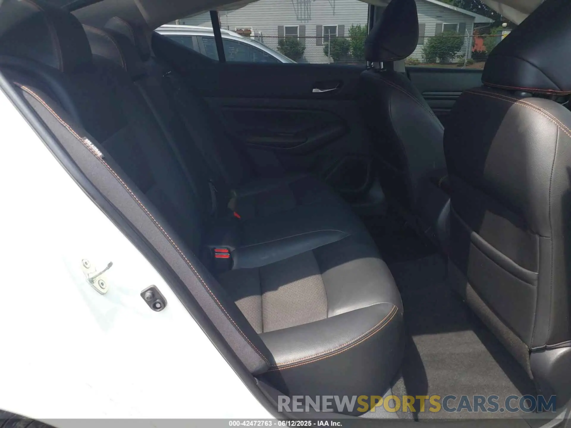 8 Photograph of a damaged car 1N4BL4CW0LC101801 NISSAN ALTIMA 2020