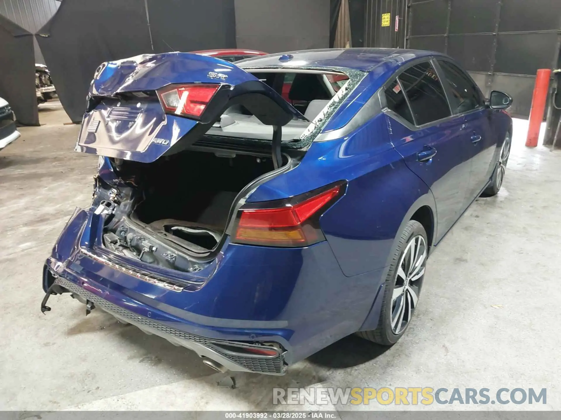 4 Фотография поврежденного автомобиля 1N4BL4CW2LC245057 NISSAN ALTIMA 2020
