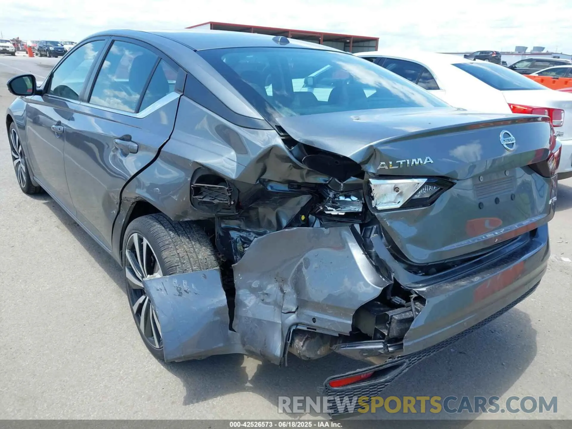 6 Photograph of a damaged car 1N4BL4CW4LC172791 NISSAN ALTIMA 2020