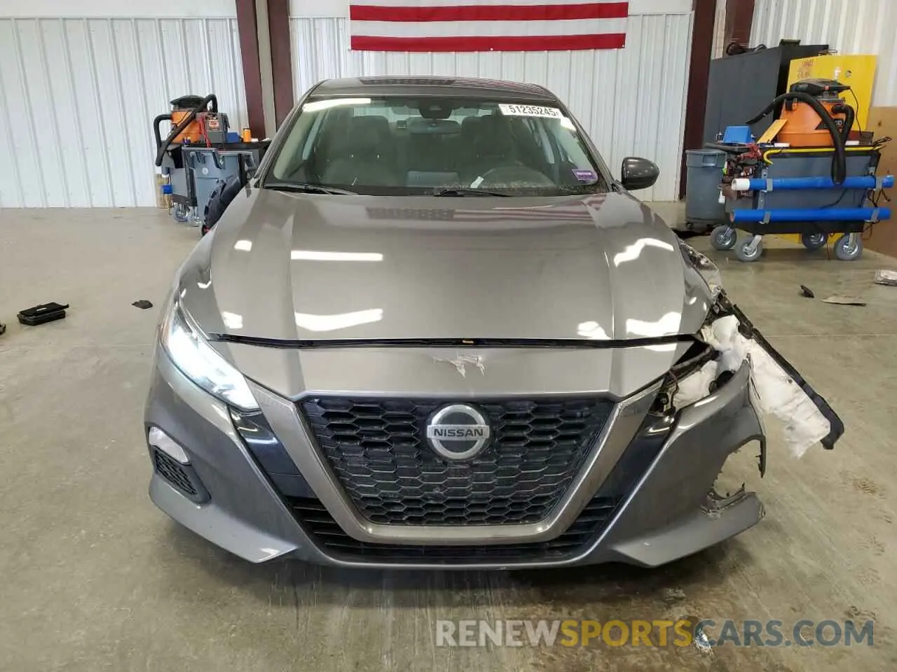 5 Photograph of a damaged car 1N4BL4CW5LN316904 NISSAN ALTIMA 2020