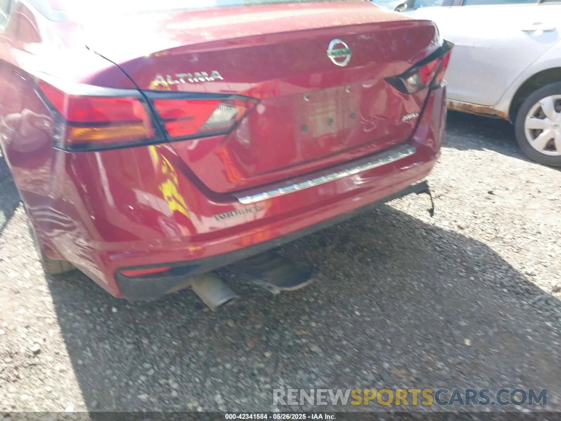 19 Photograph of a damaged car 1N4BL4CWXLC217832 NISSAN ALTIMA 2020