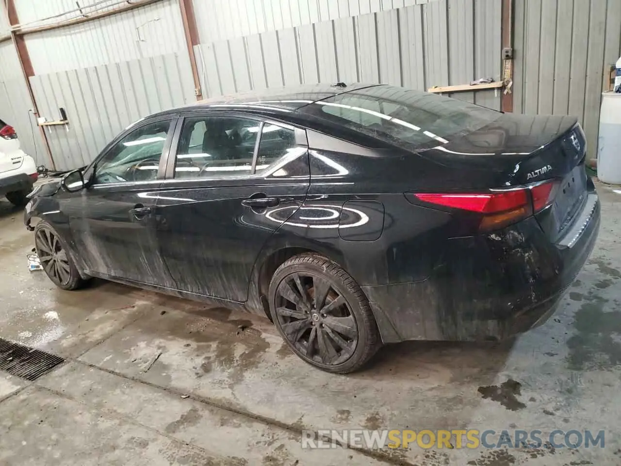 2 Photograph of a damaged car 1N4BL4CWXLN323895 NISSAN ALTIMA 2020
